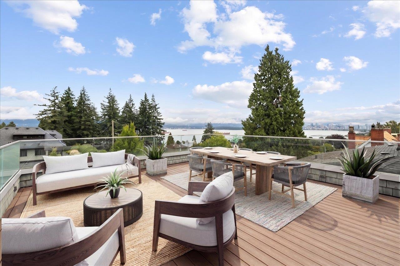 4693 W 3RD AVENUE, Vancouver BC V6R 1N5, R3136566, BC,