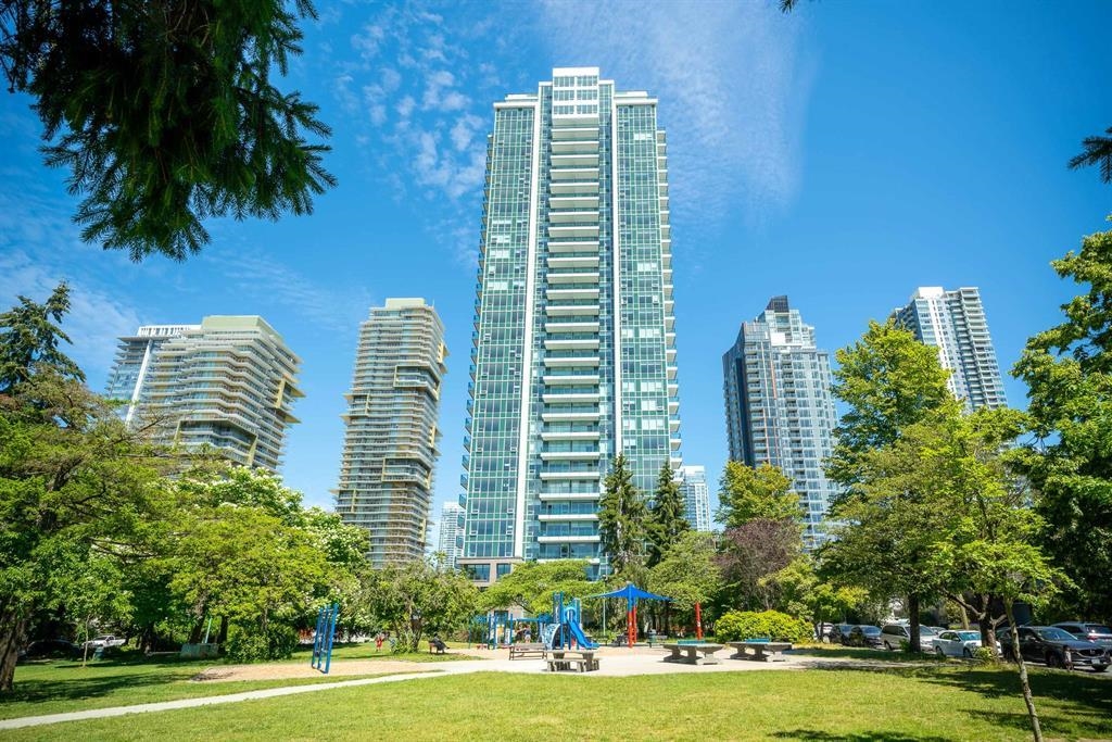 701 6463 SILVER AVENUE, R3136688, BC,