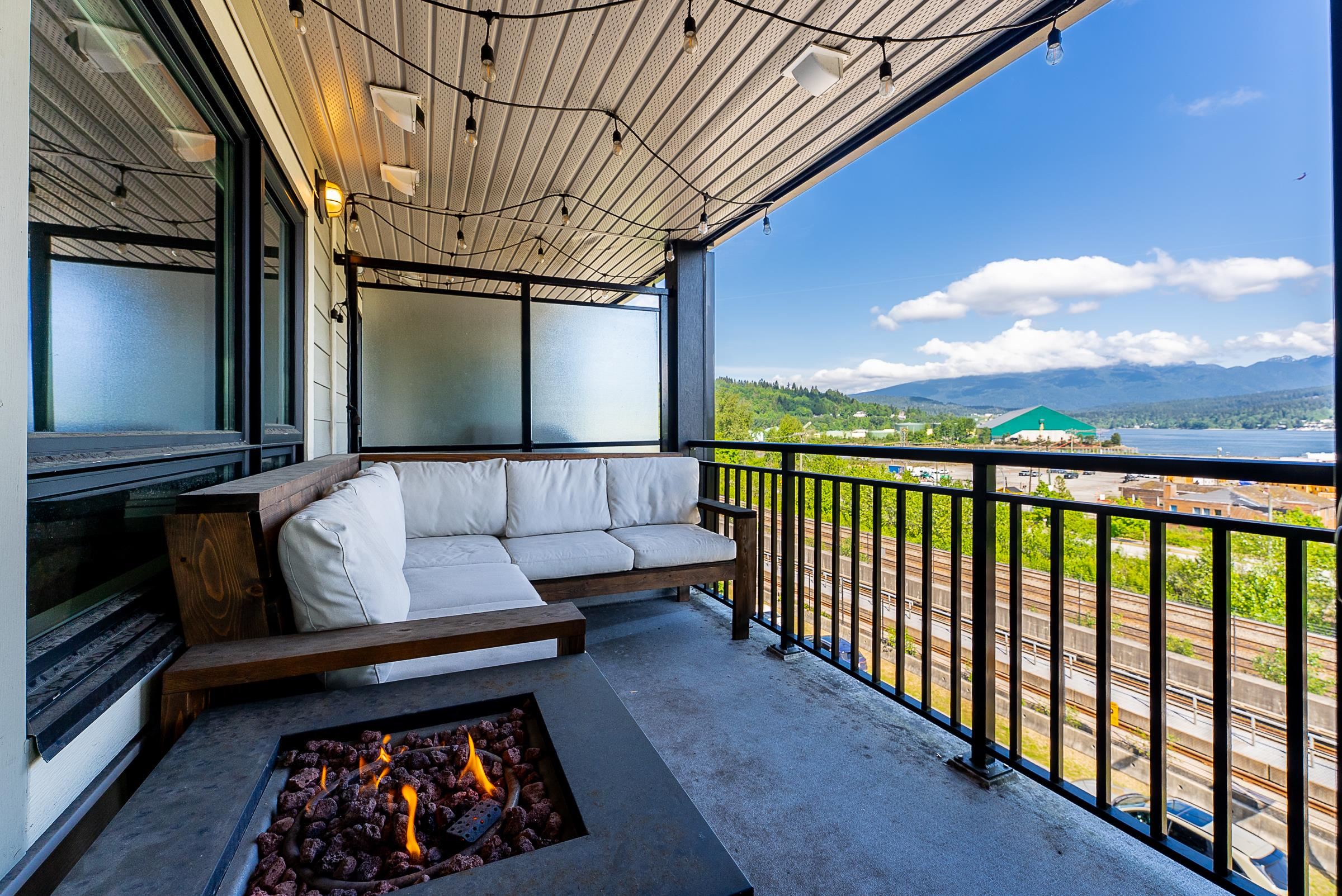 414 2525 CLARKE STREET, R3137454, BC,
