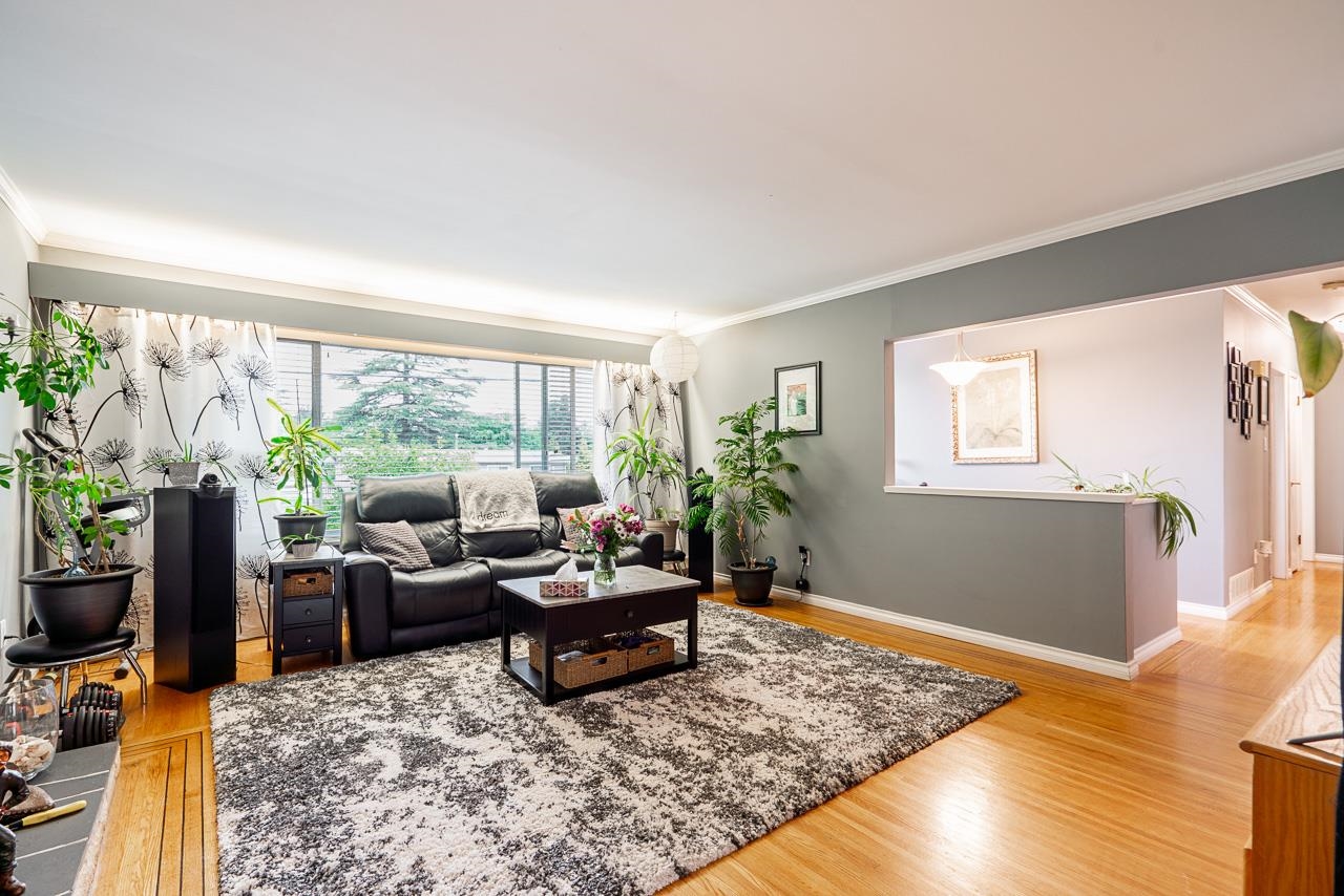 12528 PINEWOOD CRESCENT, Surrey BC V3V 2L5, R3137522, BC,