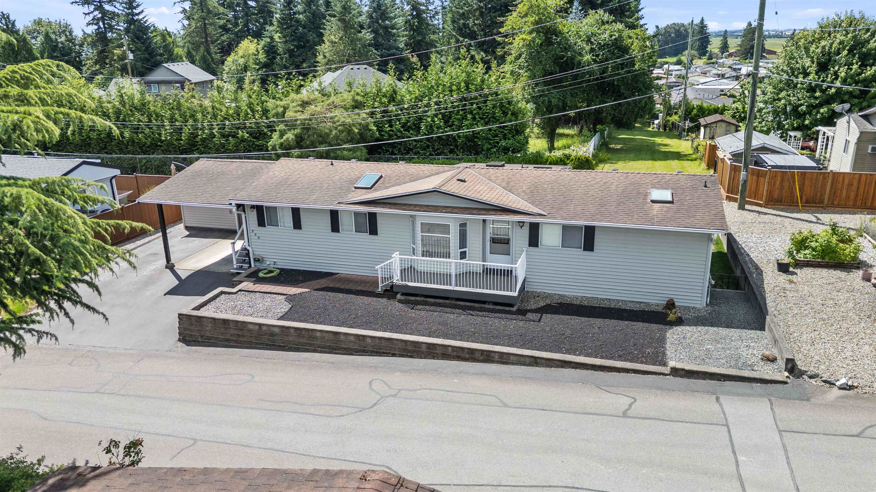 260 27111 0 AVENUE, R3137777, BC,