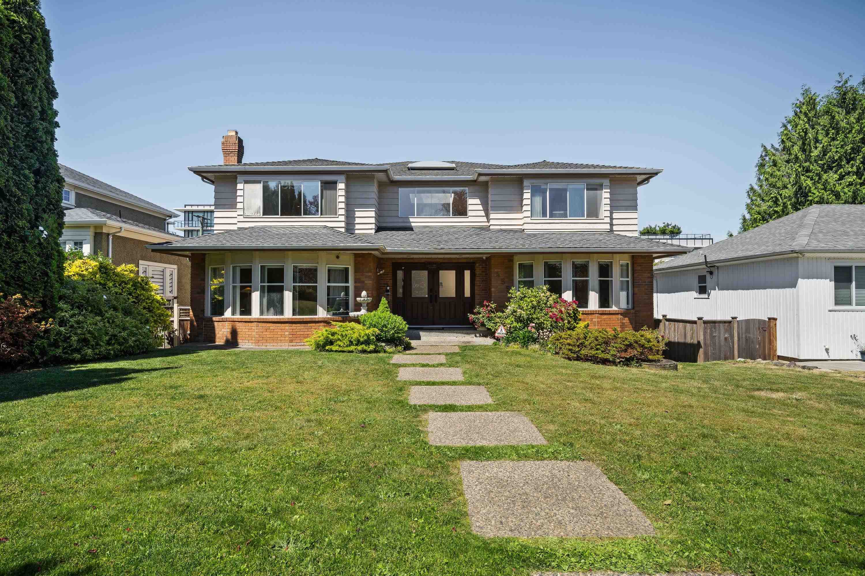 455 W 26TH AVENUE, Vancouver BC V5Y 2K1, R3138008, BC,