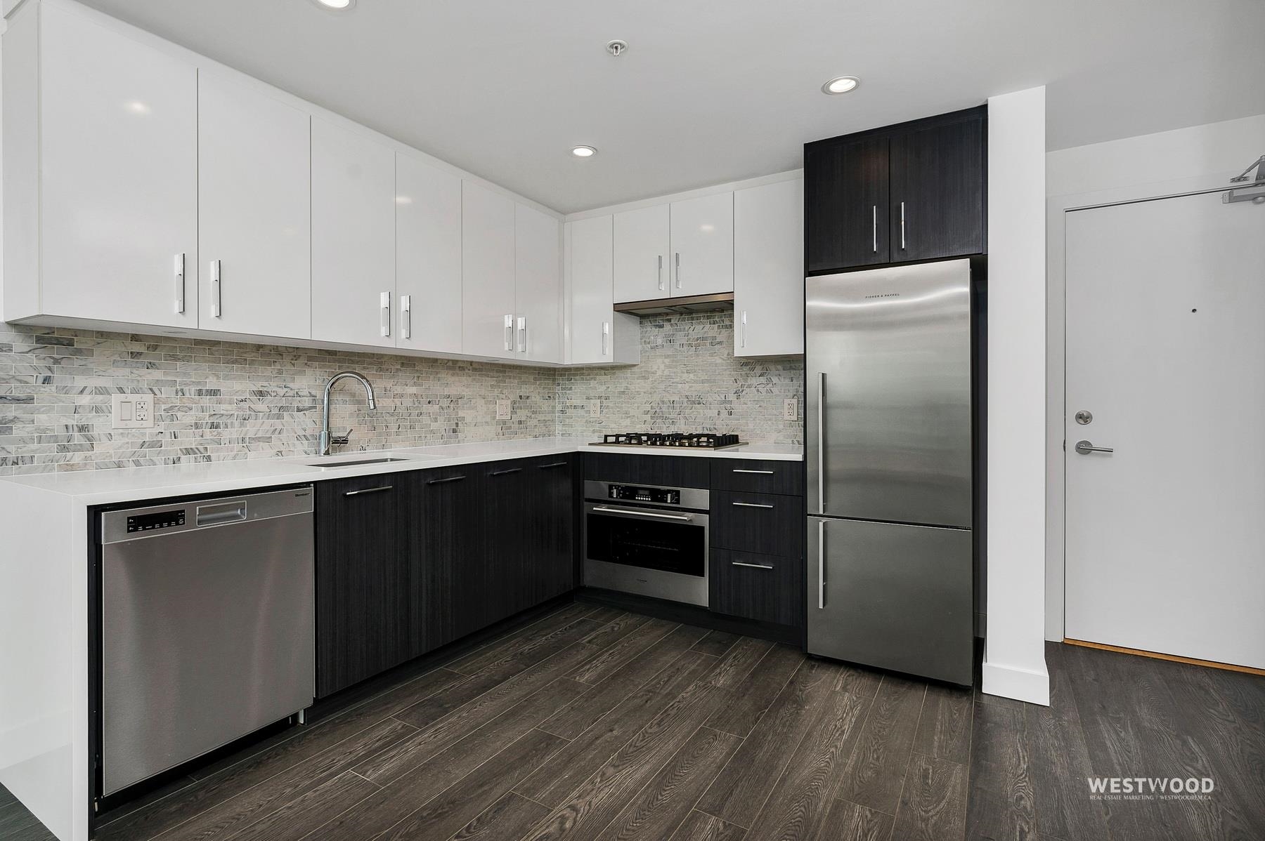 1403 518 WHITING WAY, R3138442, BC,