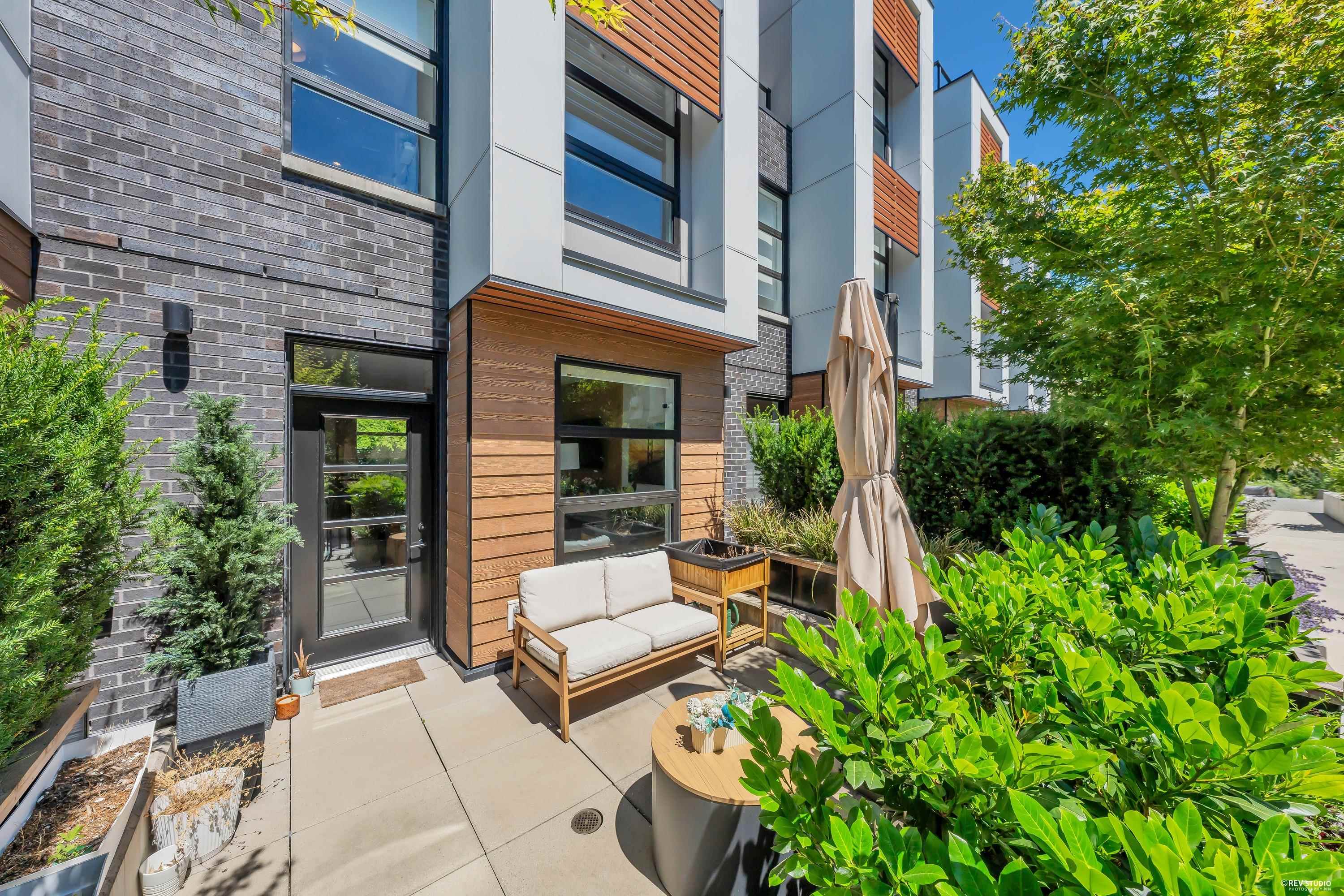 1202 6085 IRMIN STREET, R3138446, BC,