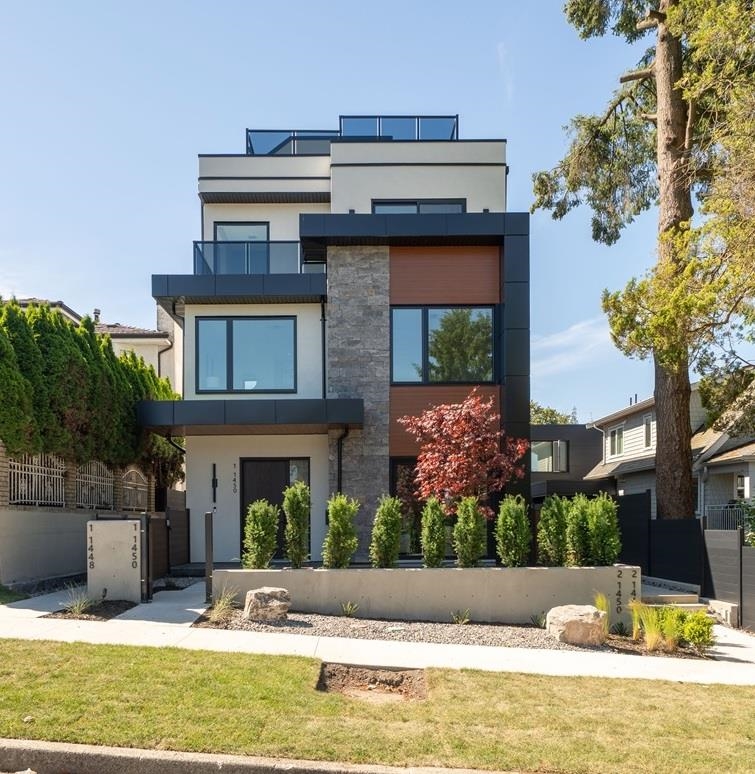 1 1448 30TH AVENUE, R3138519, BC,