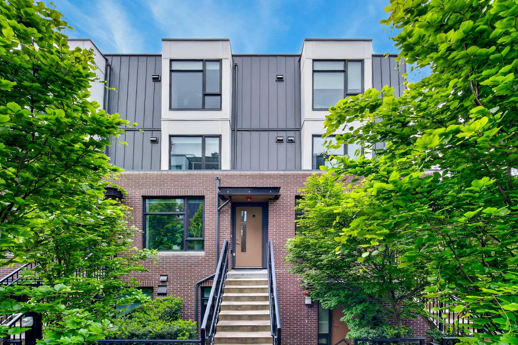 7601 YUKON STREET, Vancouver BC V5X 2Y4, R3138789, BC,
