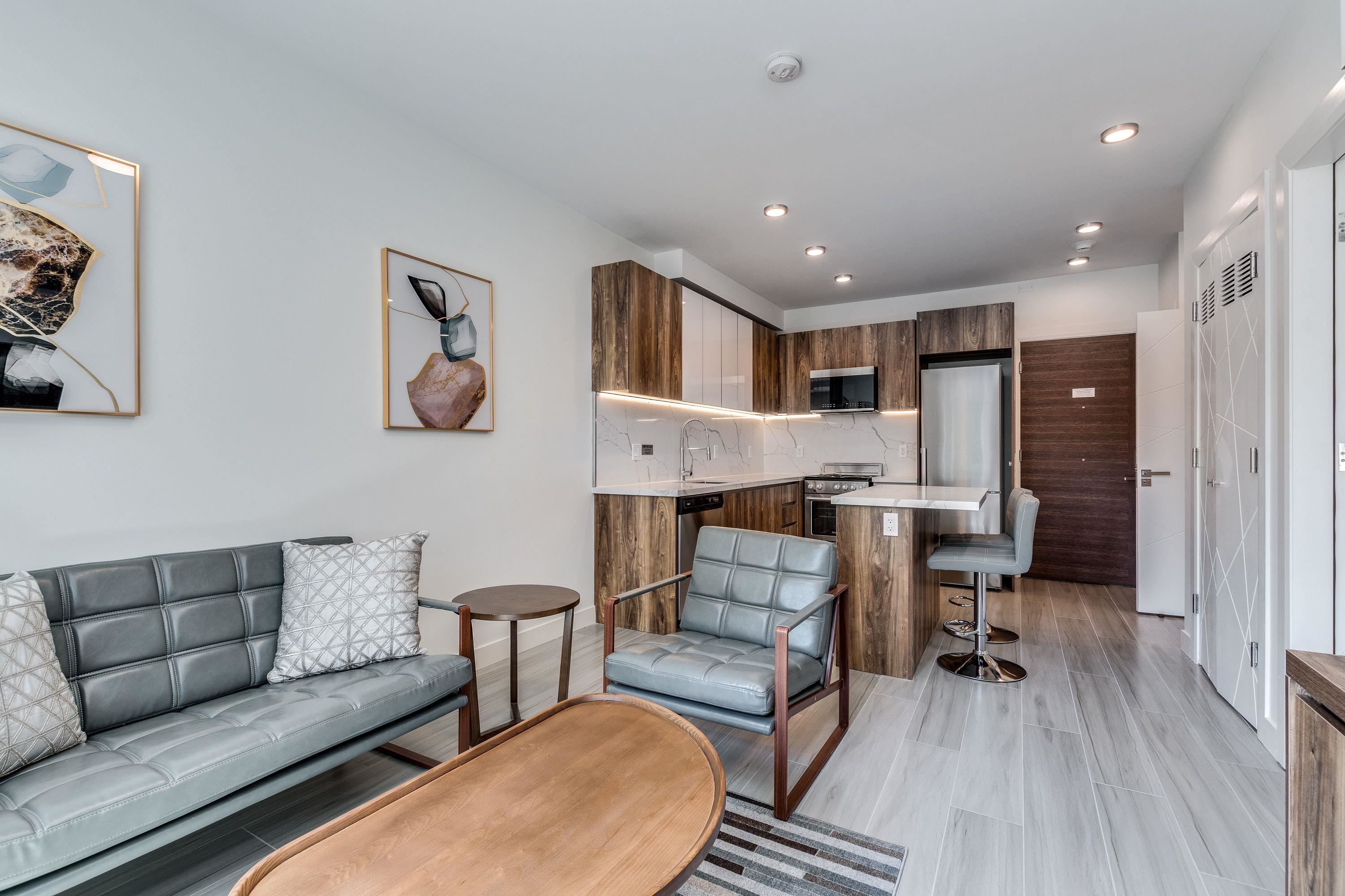 207 1168 PENDRELL STREET, R3138842, BC,