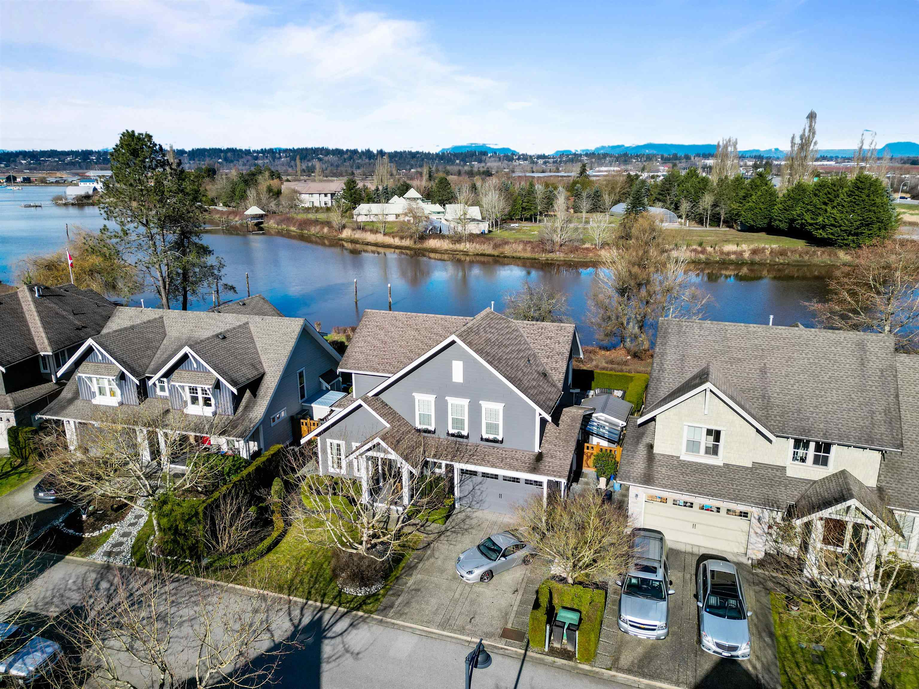 14279 37 AVENUE, Surrey BC V4P 0C2, R3138961, BC,