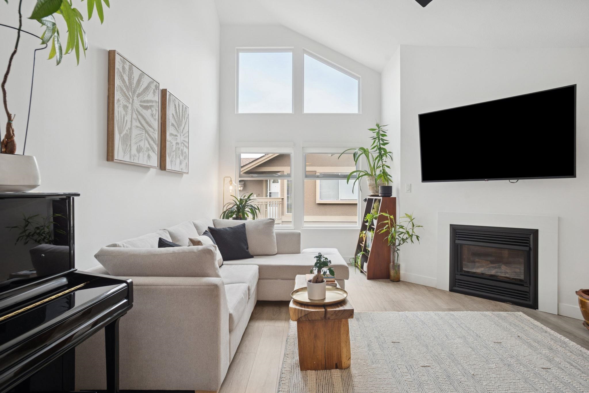 31 12880 RAILWAY AVENUE, R3139301, BC,