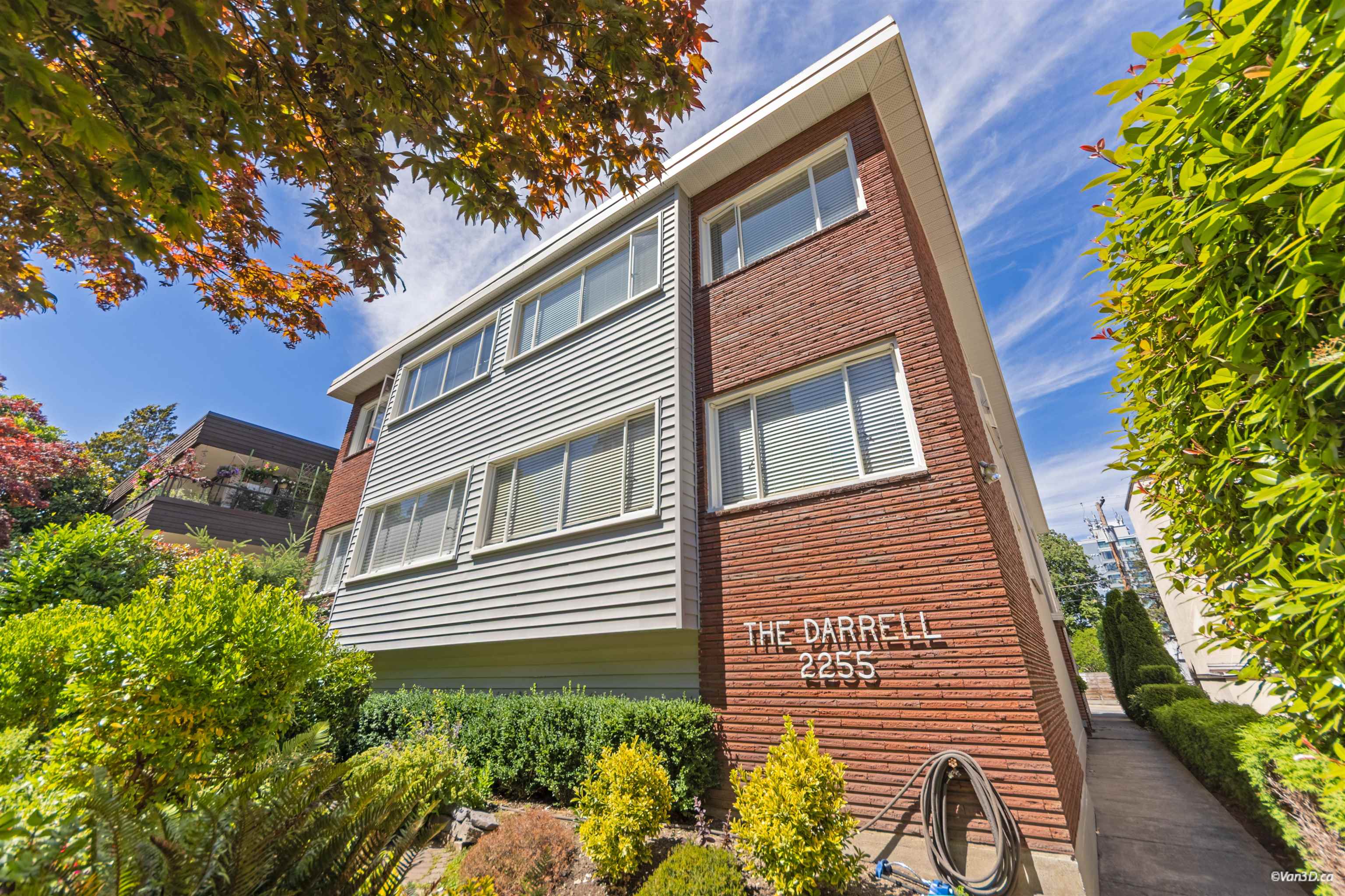 3 2255 40TH AVENUE, R3139564, BC,