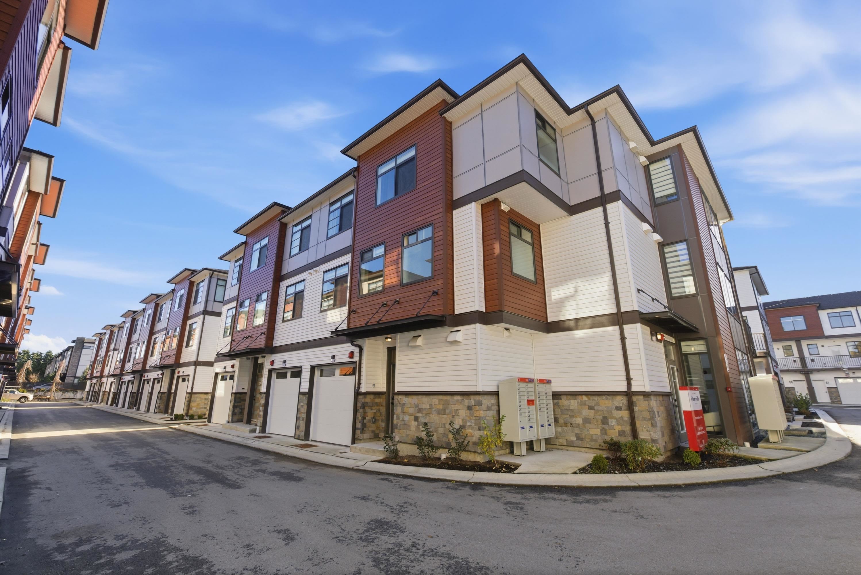 68 8430 NOTTMAN STREET, R3139696, BC,
