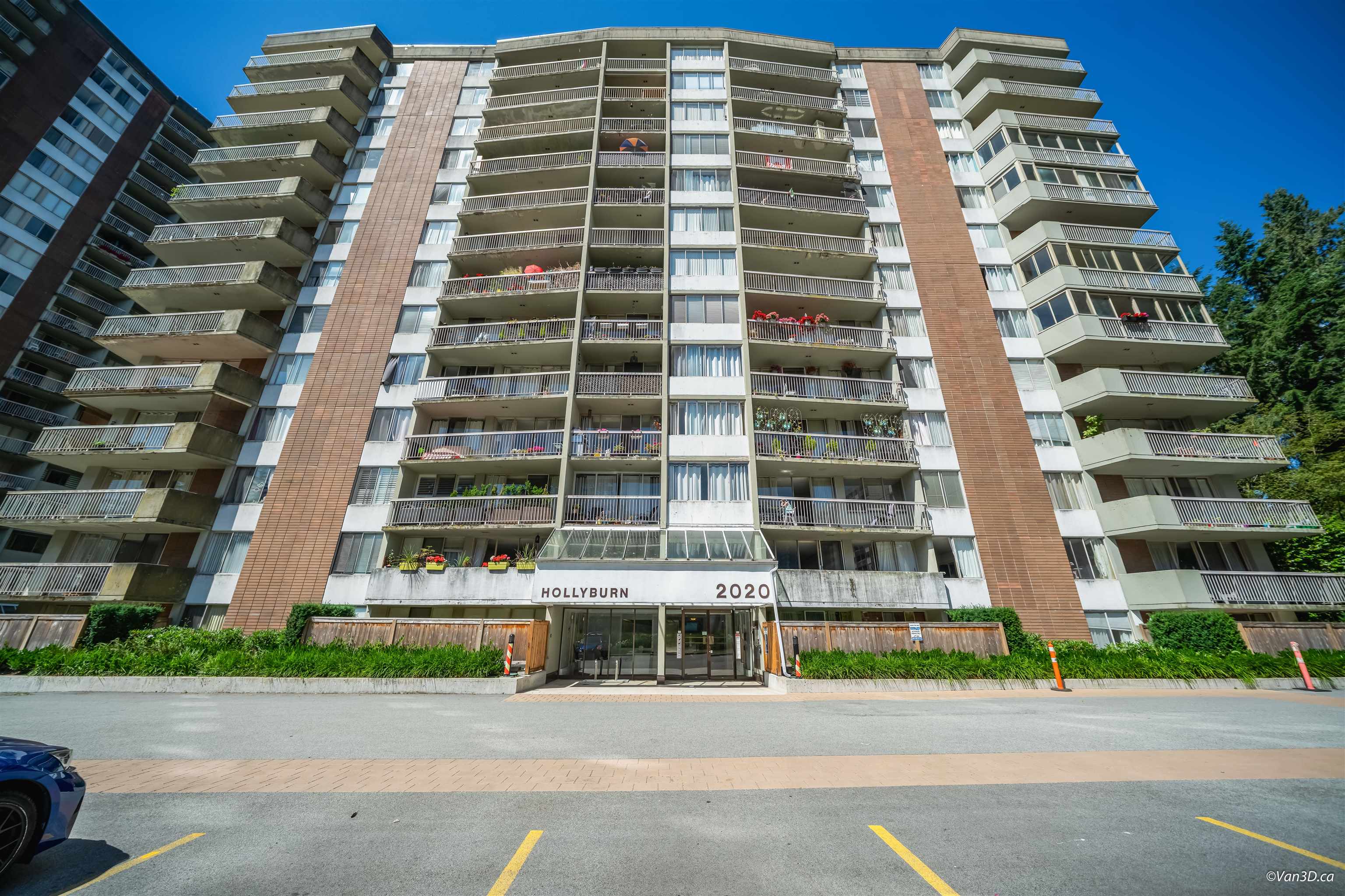 207 2020 FULLERTON AVENUE, R3139712, BC,