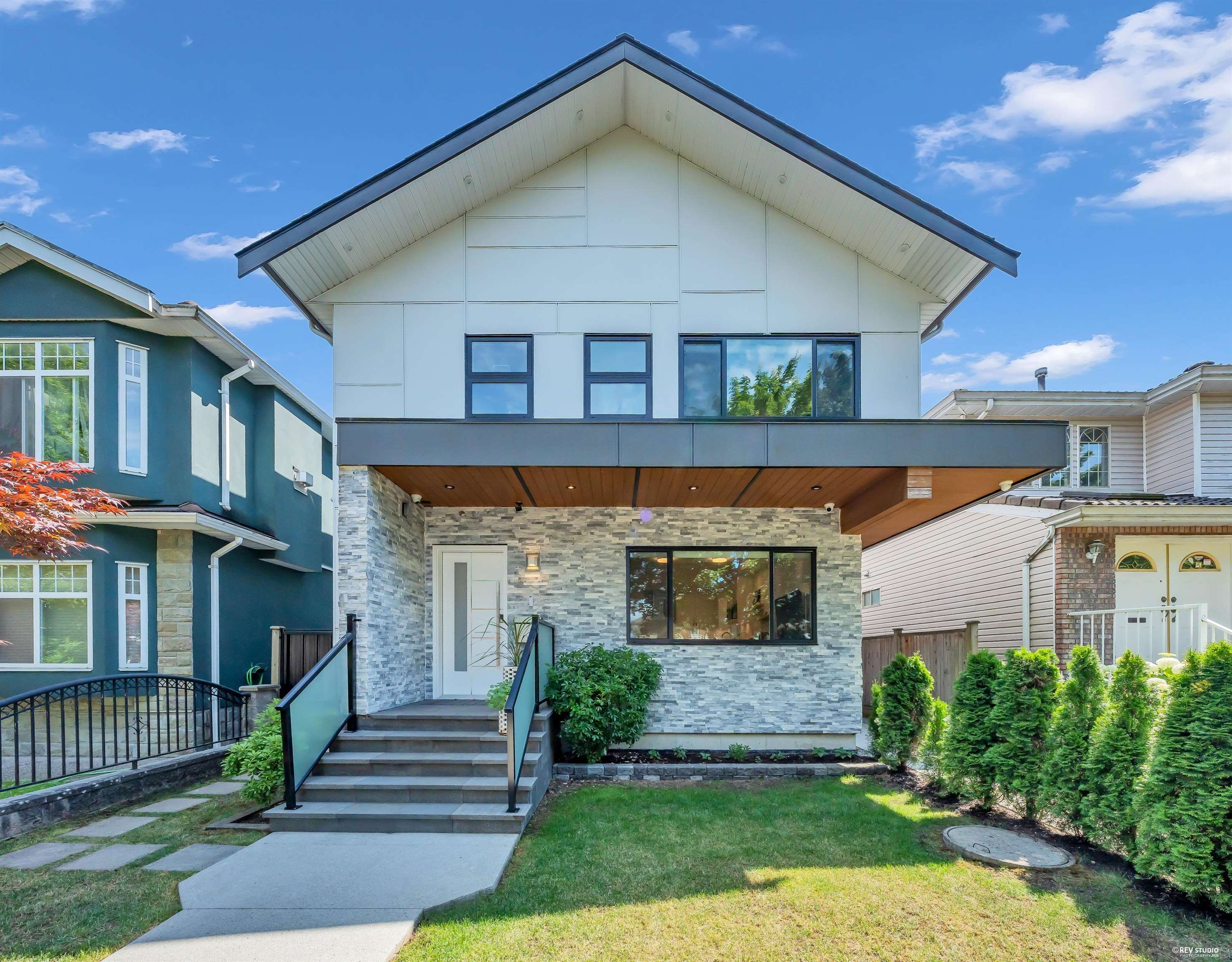 3342 E 24TH AVENUE, Vancouver BC V5R 1G4, R3139760, BC,