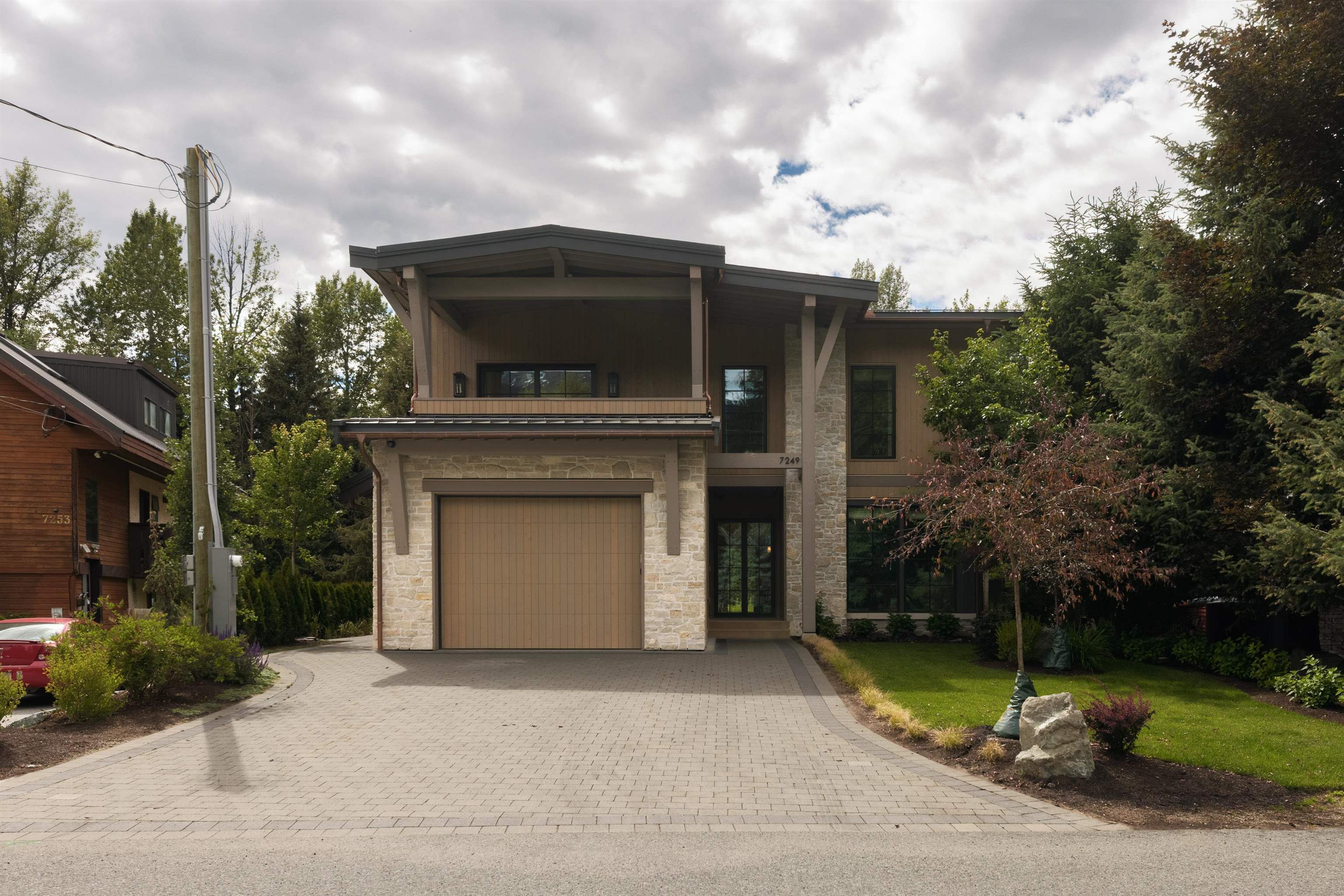 7249 S FITZSIMMONS ROAD, Whistler BC V8E 0E6, R3139796, BC,