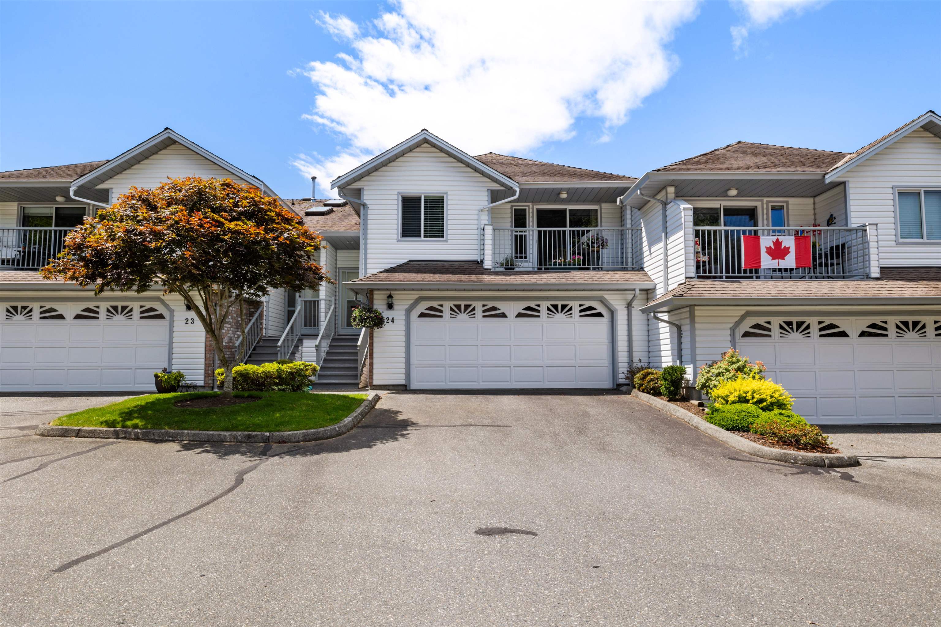 24 2988 HORN STREET, R3139838, BC,