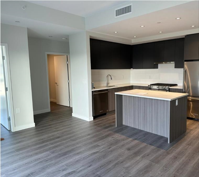 211 3430 KENT AVENUE SOUTH, R3139987, BC,