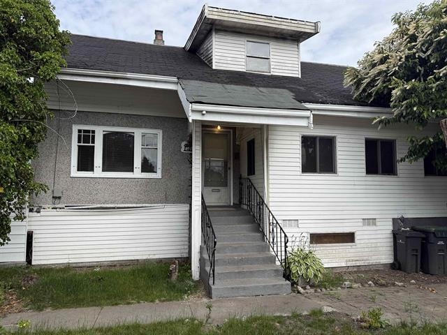 220 DEVOY STREET, New Westminster BC V3L 4E7, R3140891, BC,