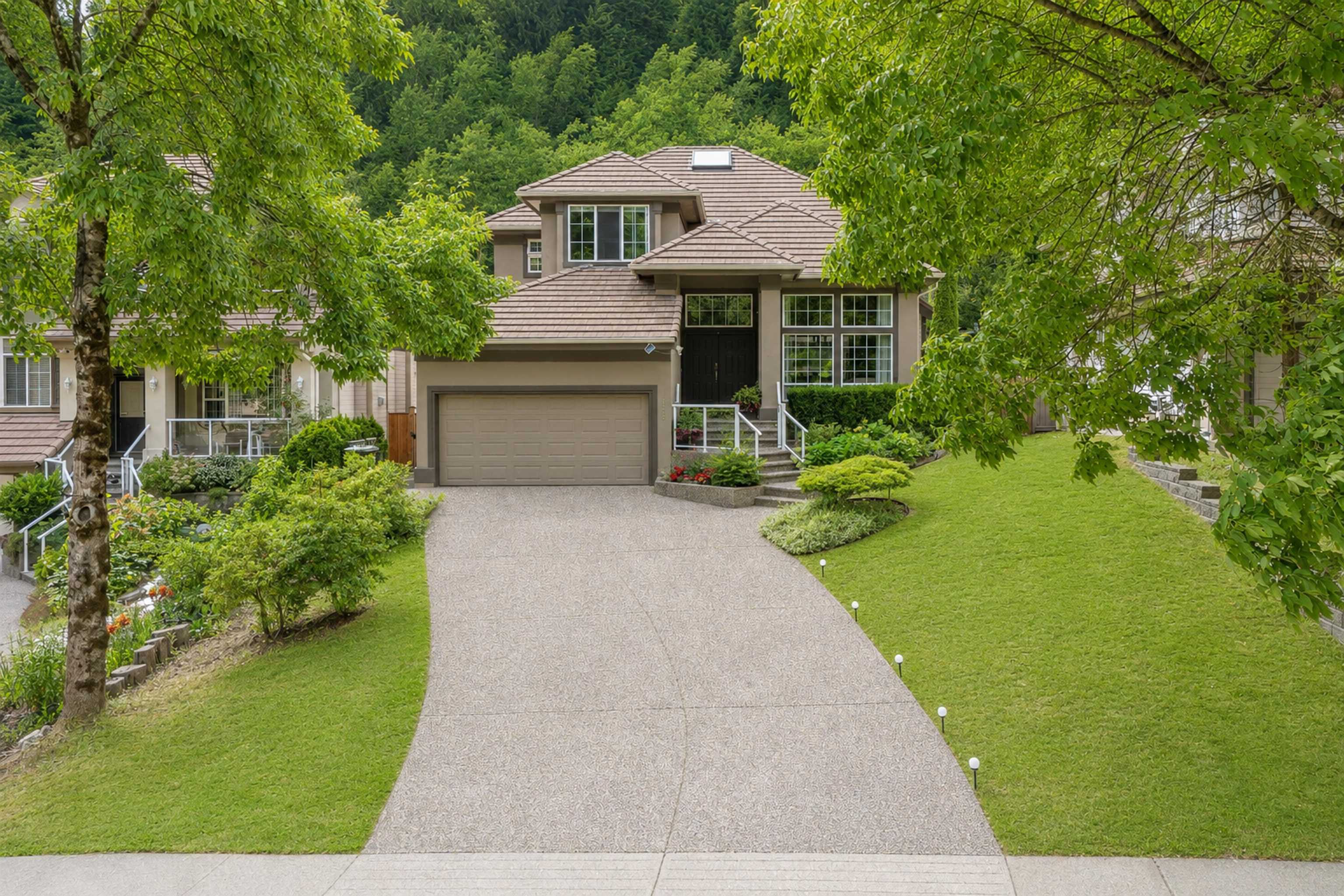 1818 CAMELBACK COURT, Coquitlam BC V3E 3K4, R3140915, BC,