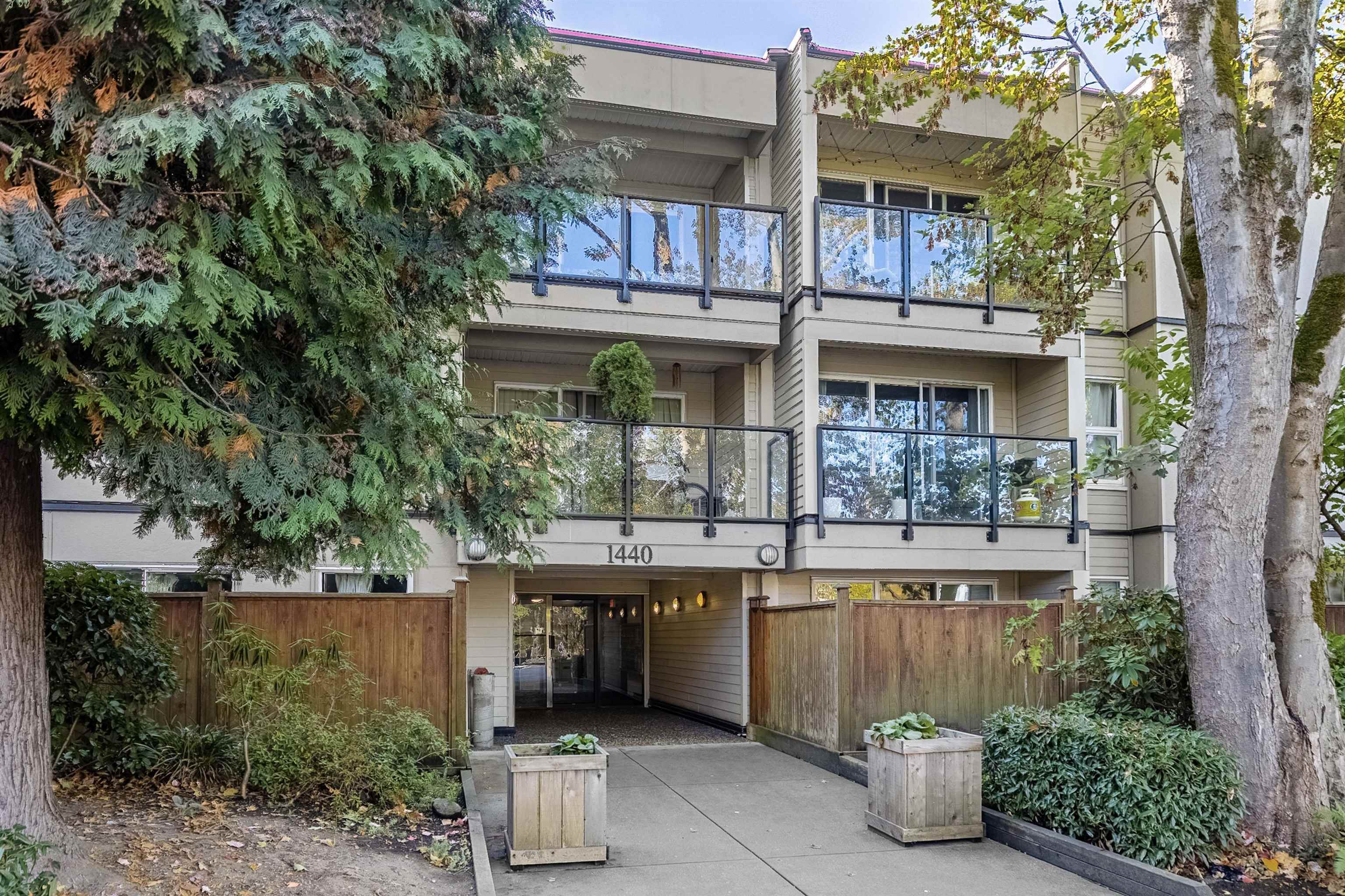211 1440 BROADWAY, R3141053, BC,