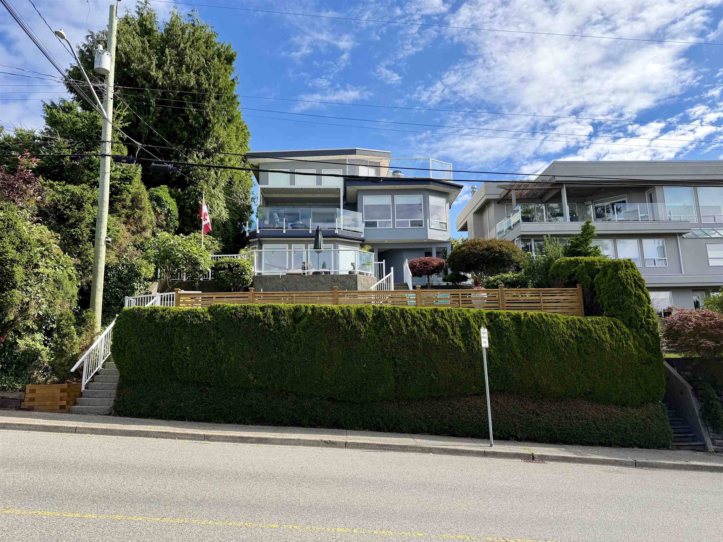 15477 COLUMBIA AVENUE, White Rock BC V4B 1K3, R3141536, BC,