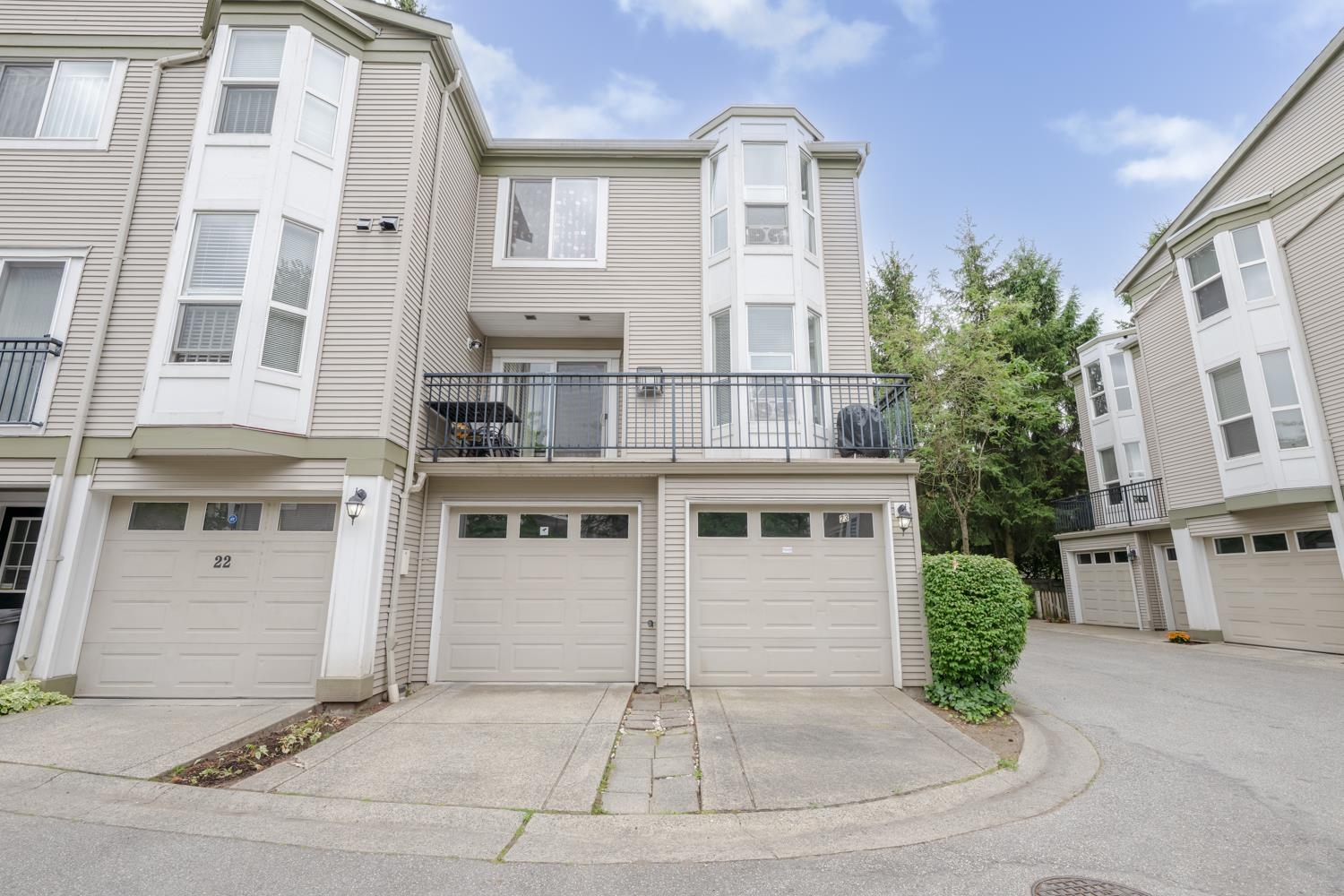 23 9559 130A STREET, R3141547, BC,