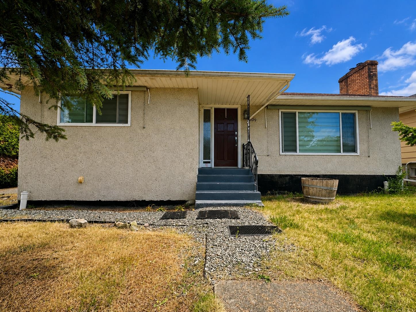 1309 EDINBURGH STREET, New Westminster BC V3M 2W1, R3141654, BC,