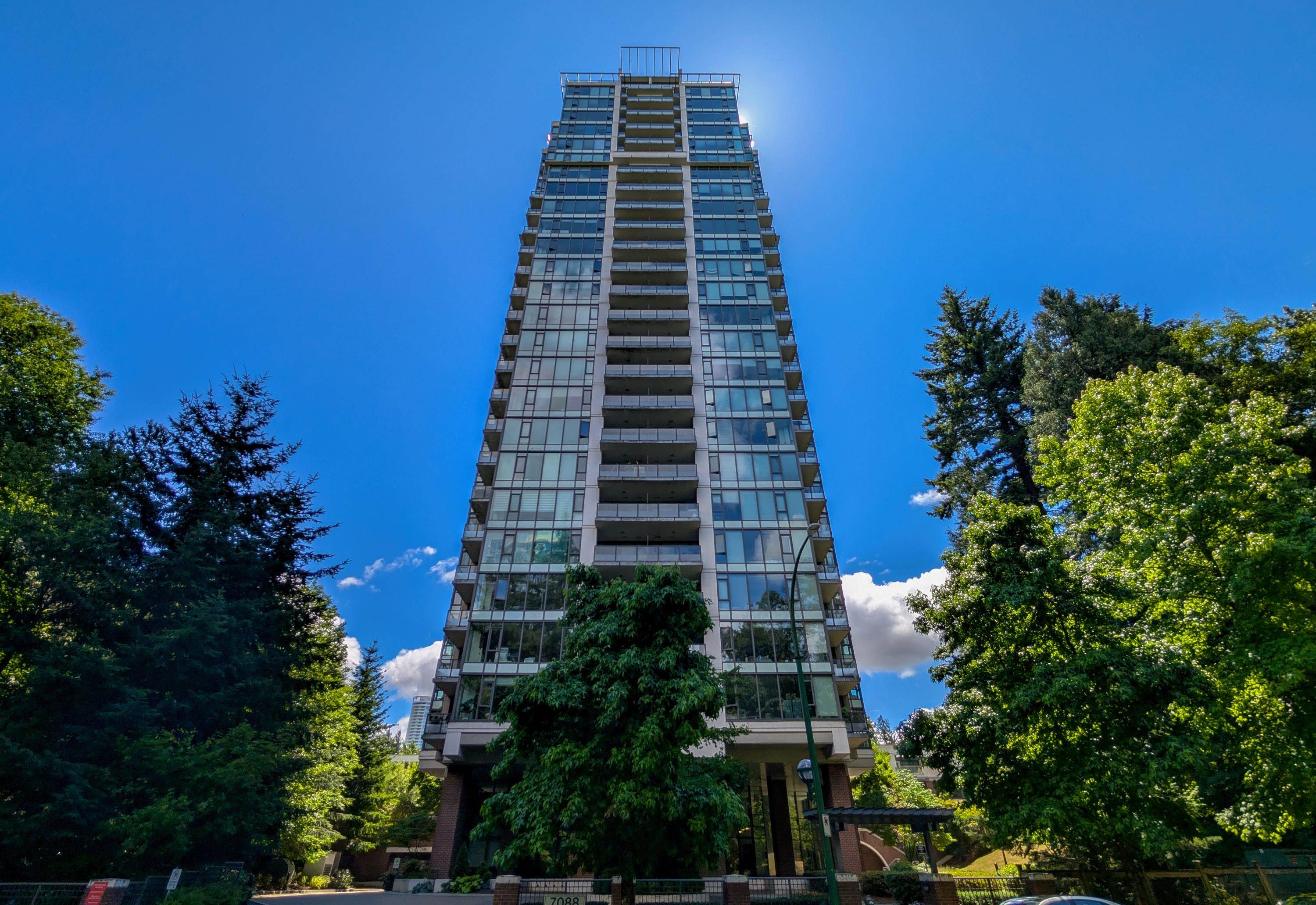 1707 7088 18TH AVENUE, R3141706, BC,