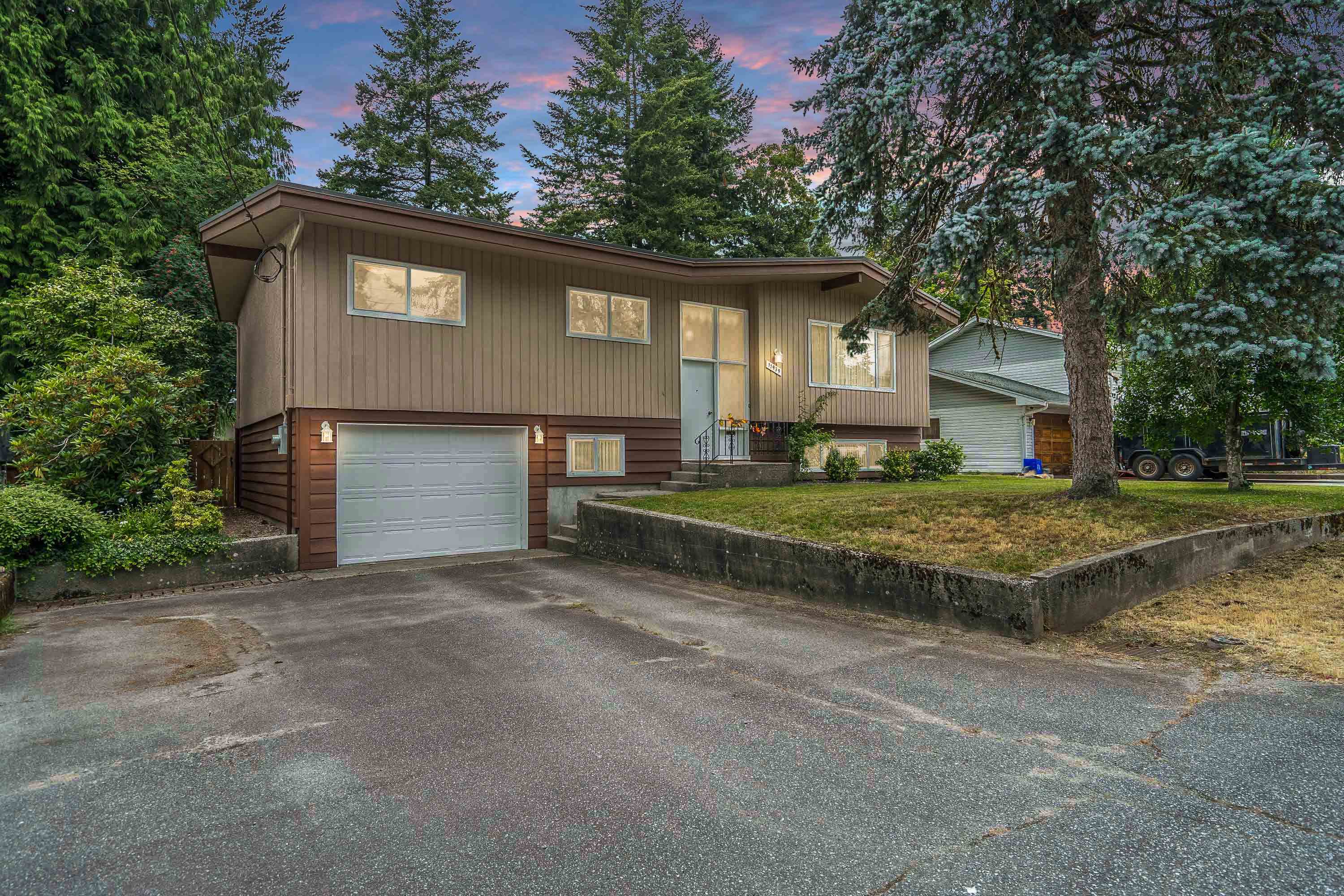11939 HALL STREET, Maple Ridge BC V2X 5L9, R3141832, BC,