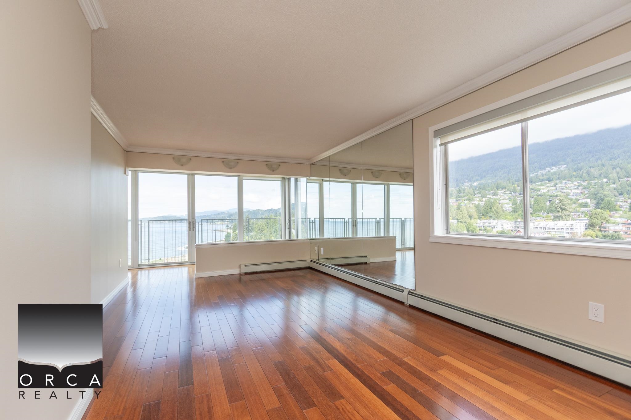 1204 150 24TH STREET, R3141892, BC,