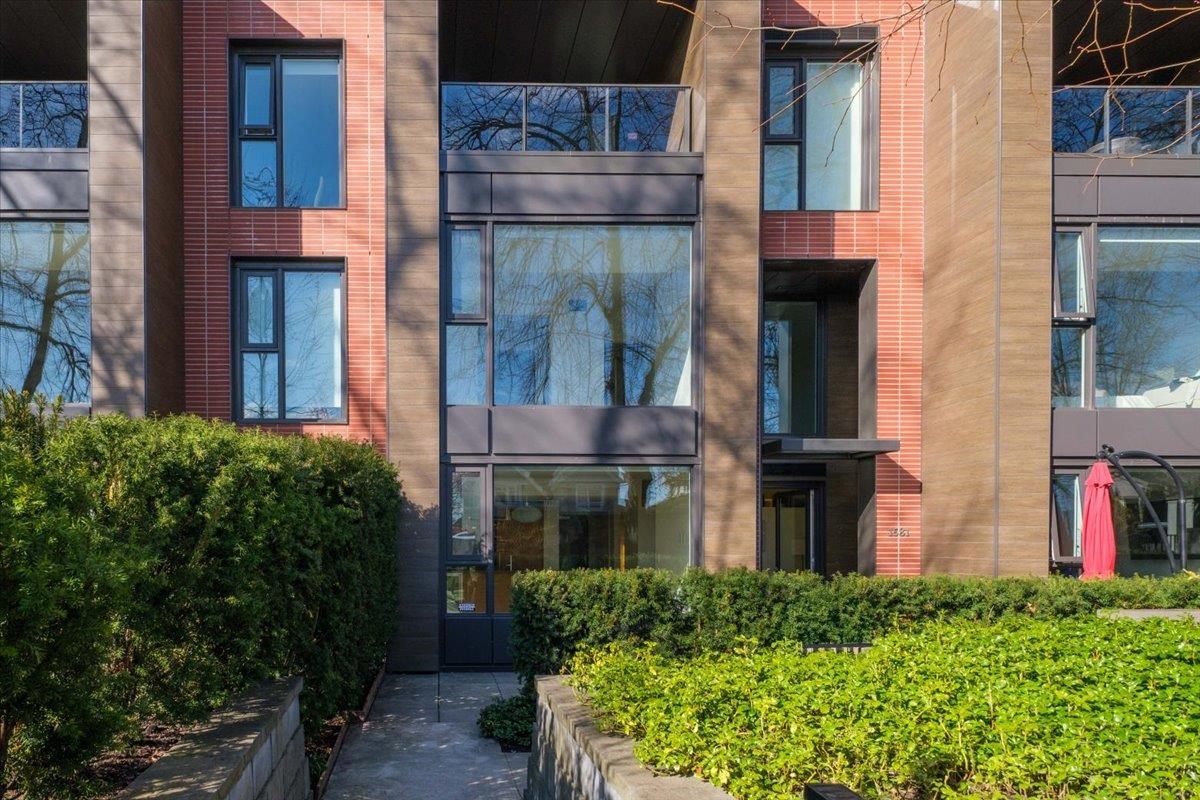 1581 W 57TH AVENUE, Vancouver BC V6P 0H7, R3142132, BC,