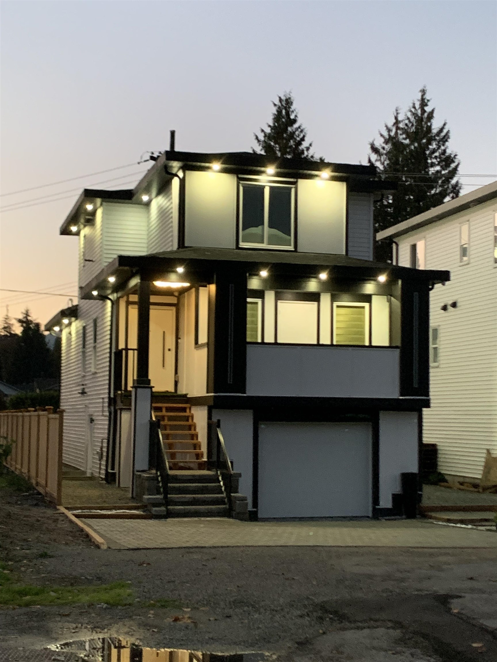 793 WESTWOOD STREET, Coquitlam BC V3C 3L1, R3142168, BC,
