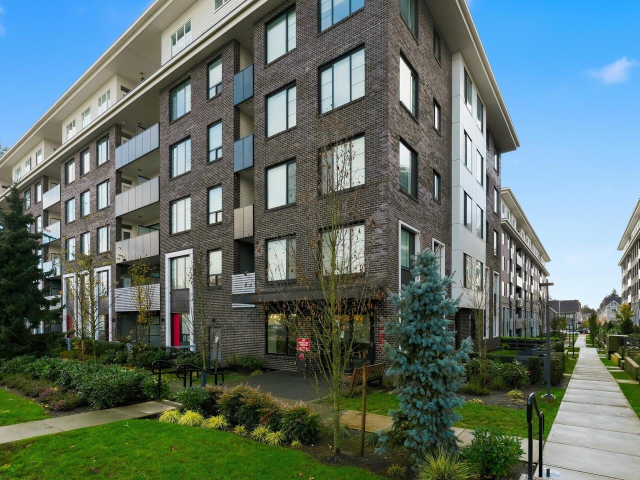 203 15858 FRASER HIGHWAY, R3142265, BC,