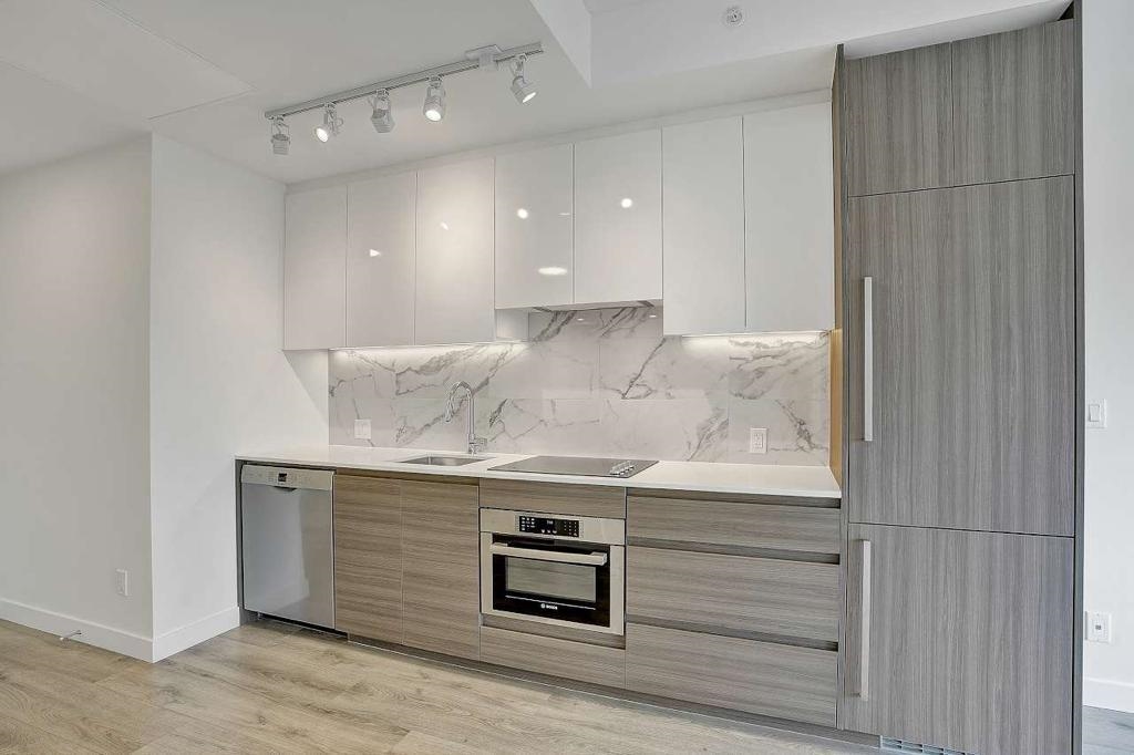 1202 10626 CITY PARKWAY, R3142528, BC,