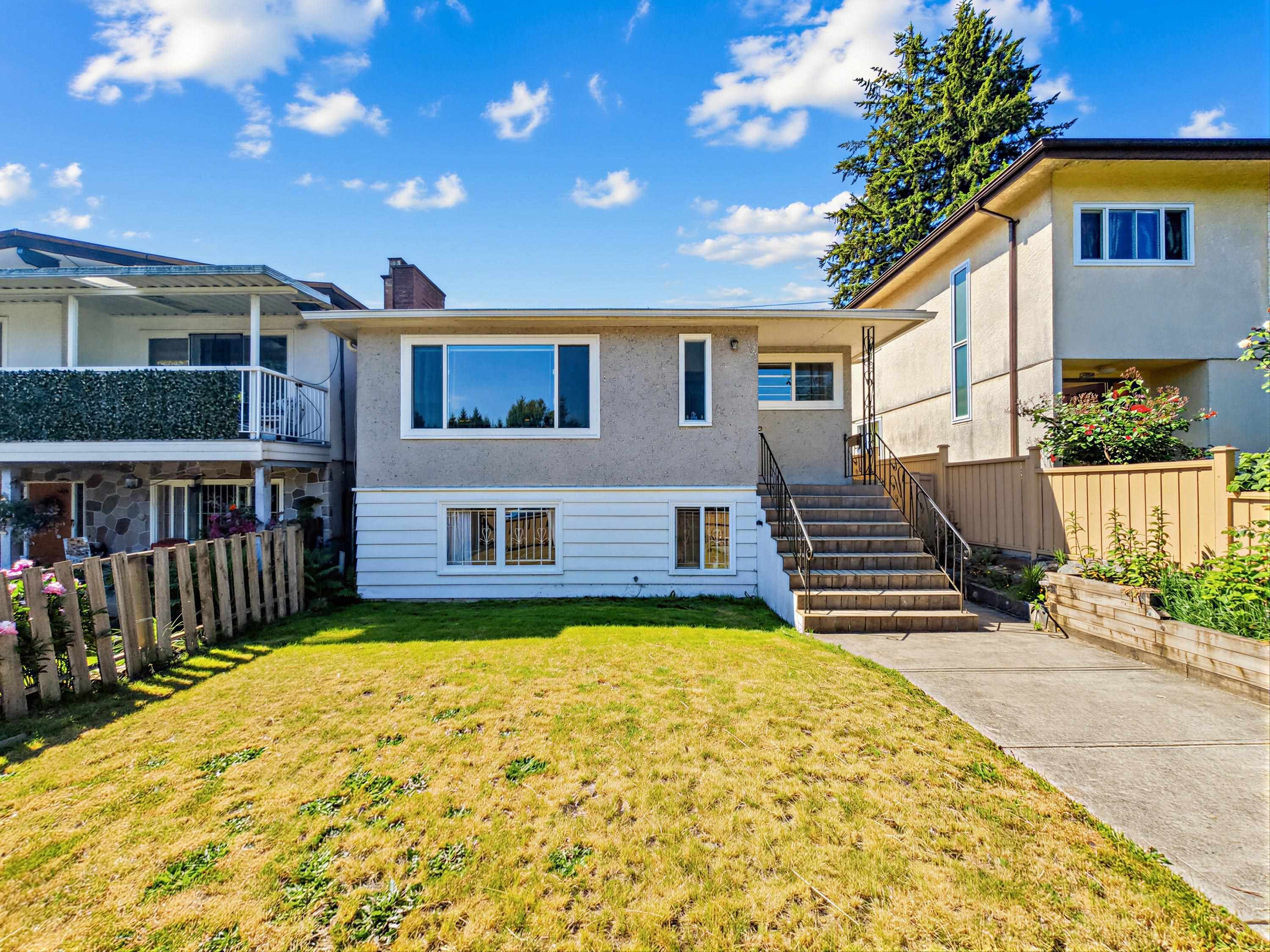 2514 E 27TH AVENUE, Vancouver BC V5R 1N1, R3142611, BC,