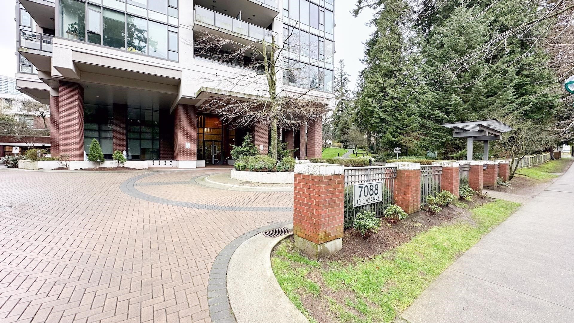 909 7088 18TH AVENUE, R3142684, BC,