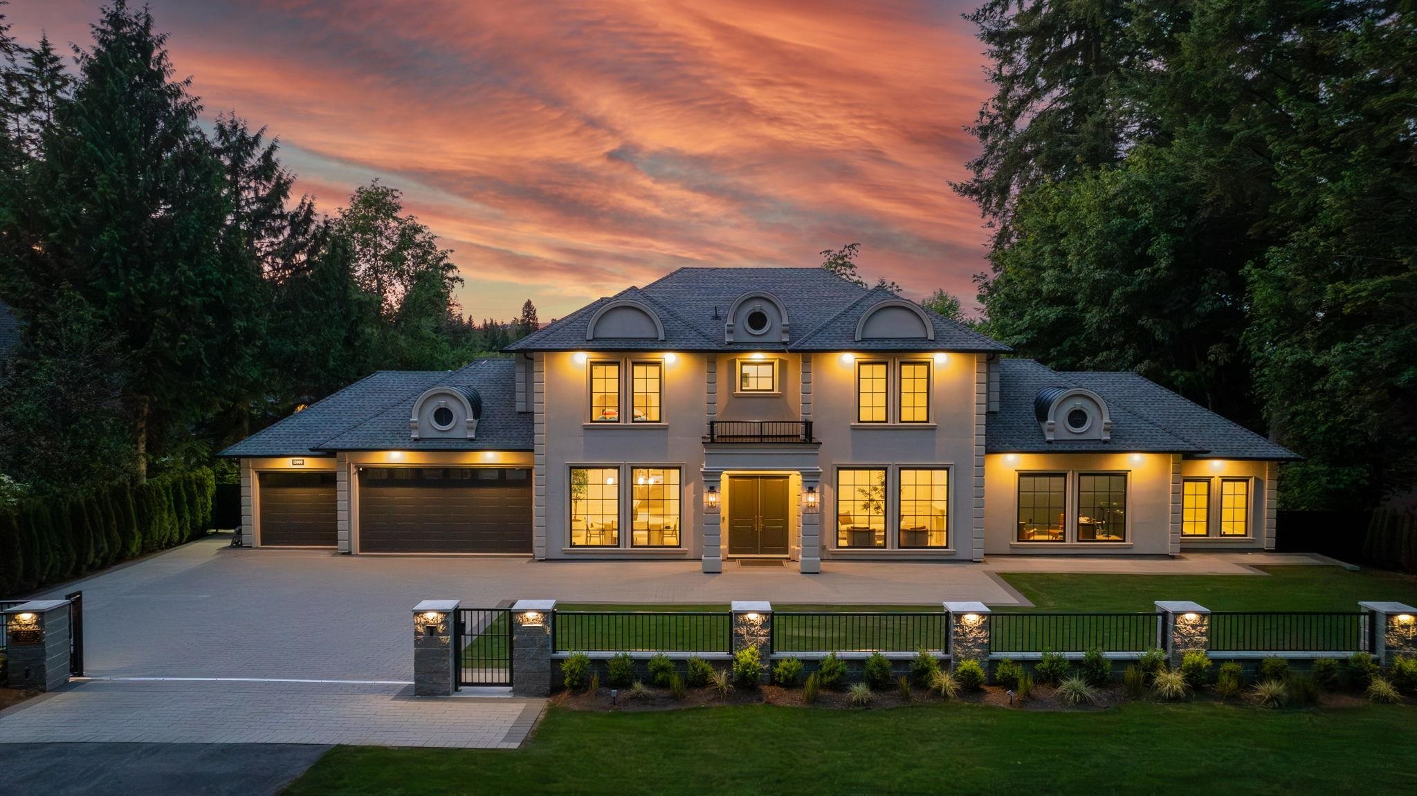 MLS® listing #R3142700 for sale located at 13909 28 AVENUE, Surrey BC V4P 1T5
