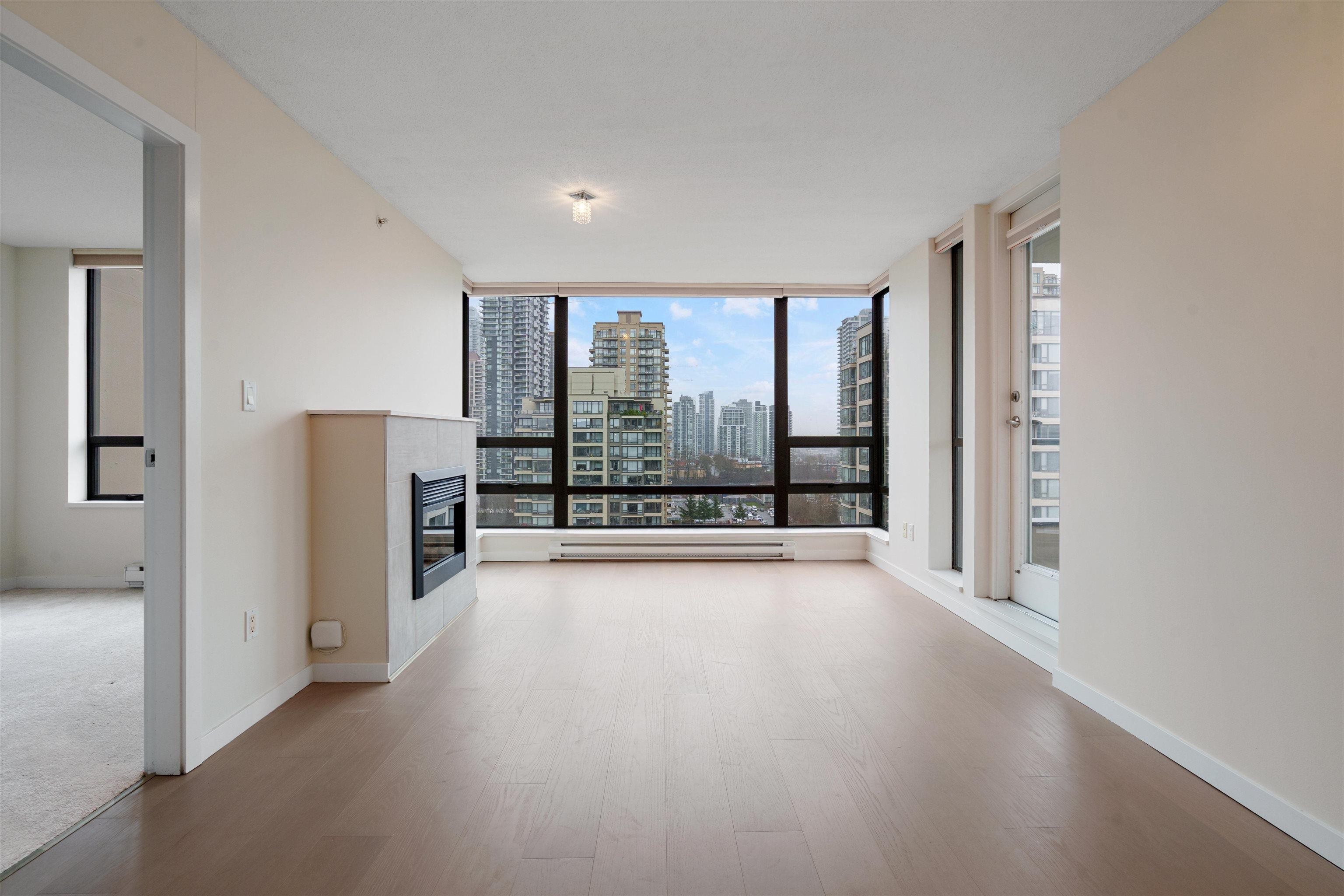 180X 4118 DAWSON STREET, R3142821, BC,