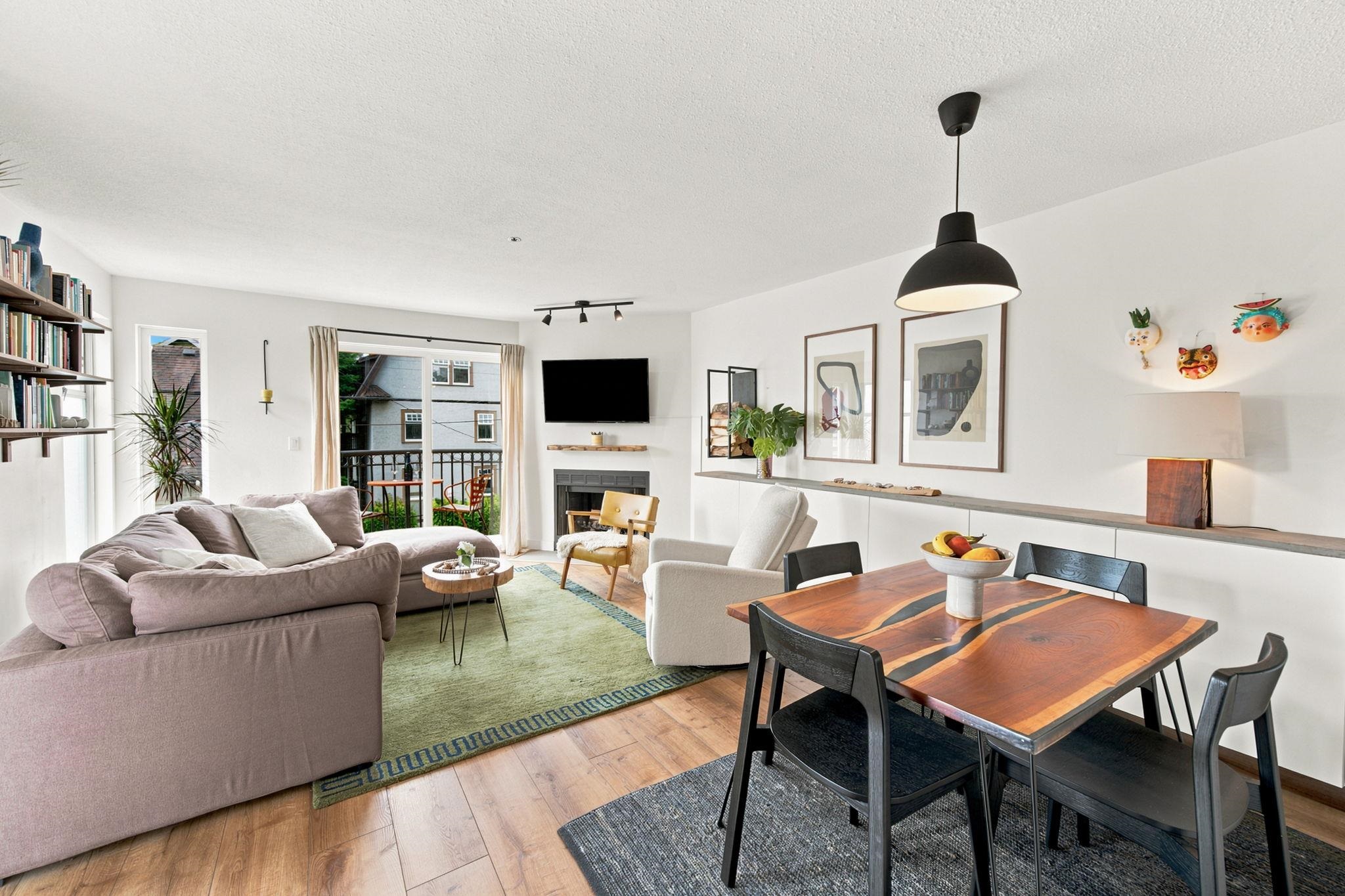 304 888 13TH AVENUE, R3142993, BC,