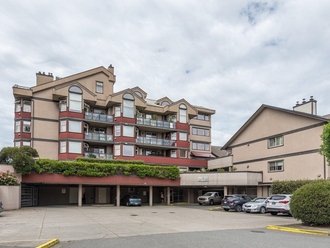 B207 4821 53 STREET, R3143014, BC,