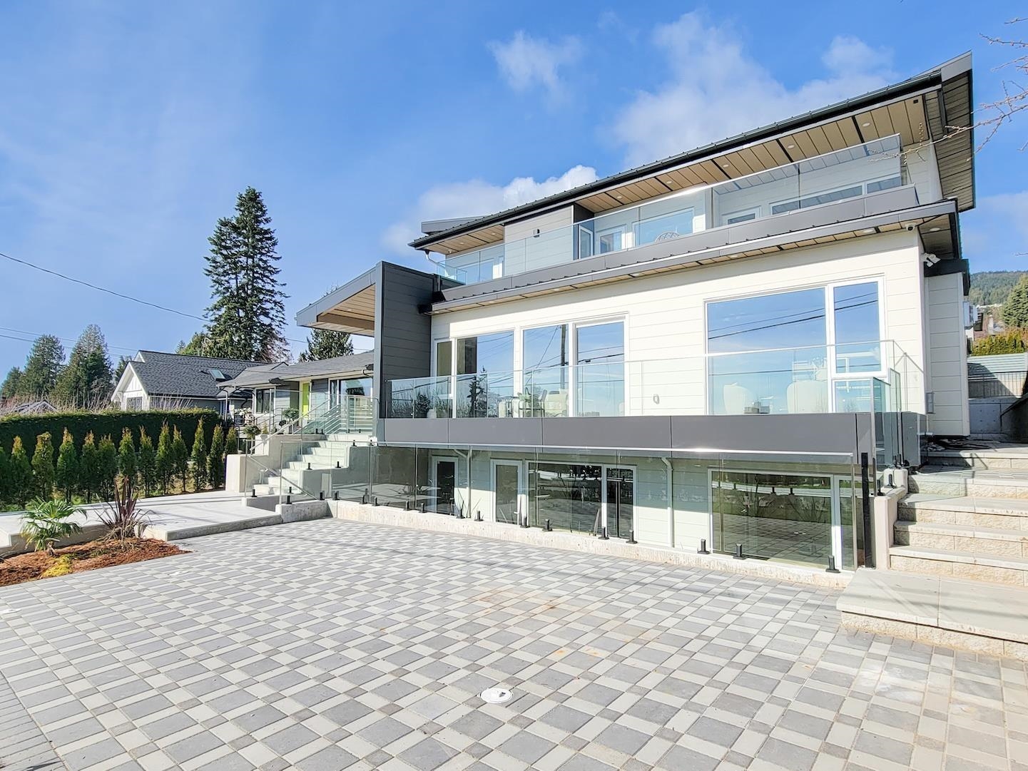 2141 JEFFERSON AVENUE, West Vancouver BC V7V 2A6, R3143037, BC,