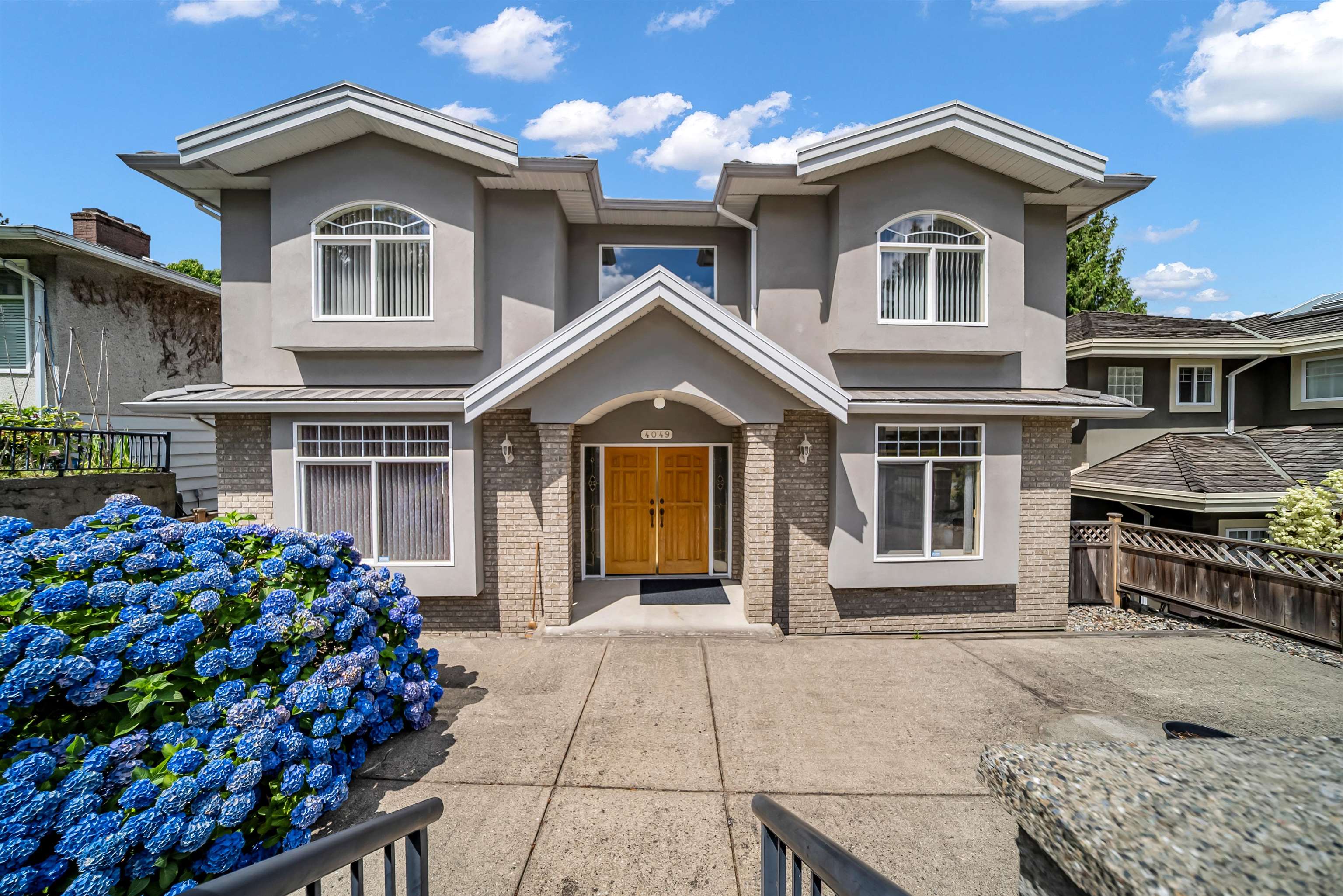 4049 CURLE AVENUE, Burnaby BC V5G 2Z2, R3143331, BC,