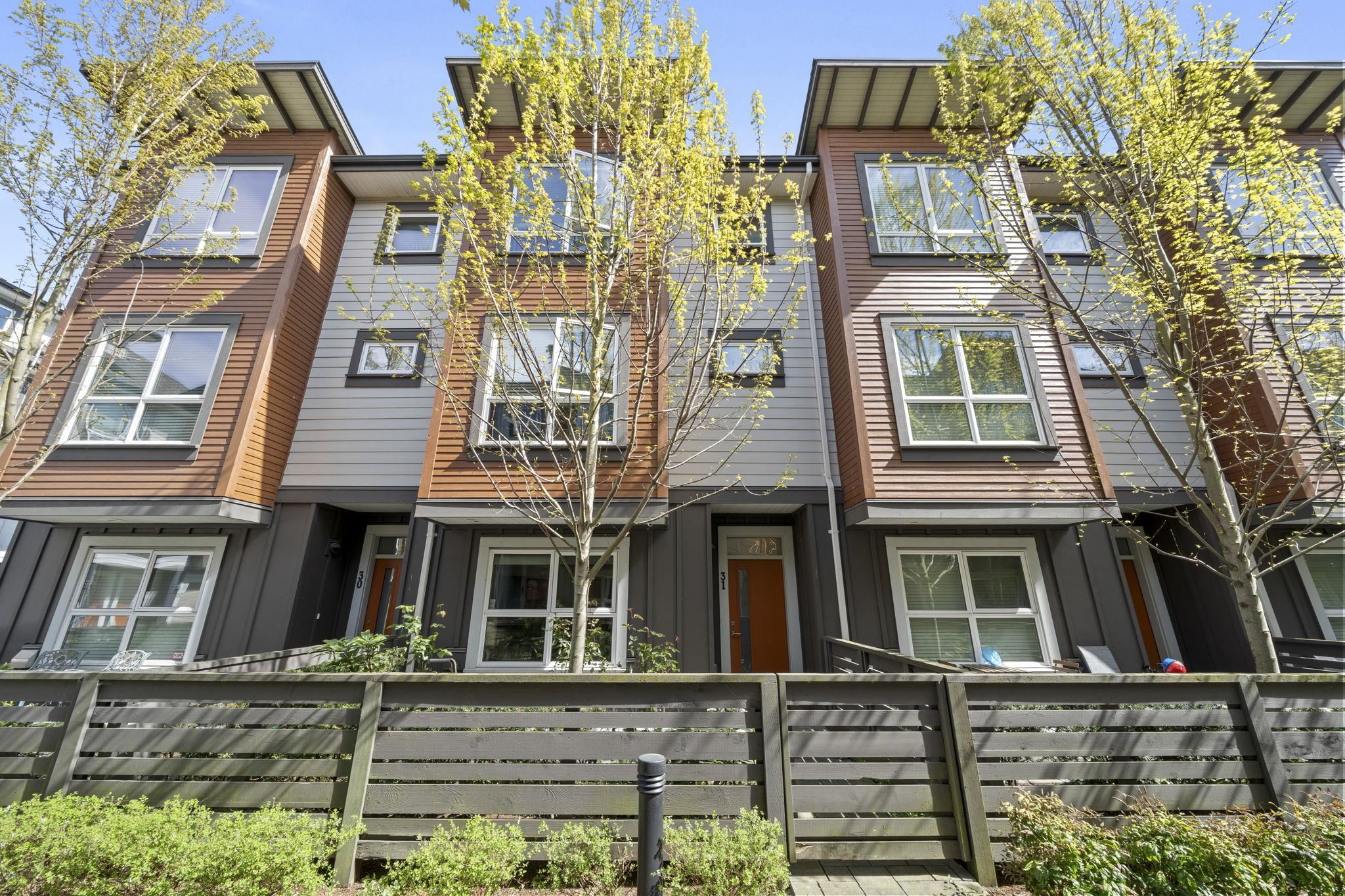MLS® listing #R3143417 for sale located at 31 10311 RIVER DRIVE