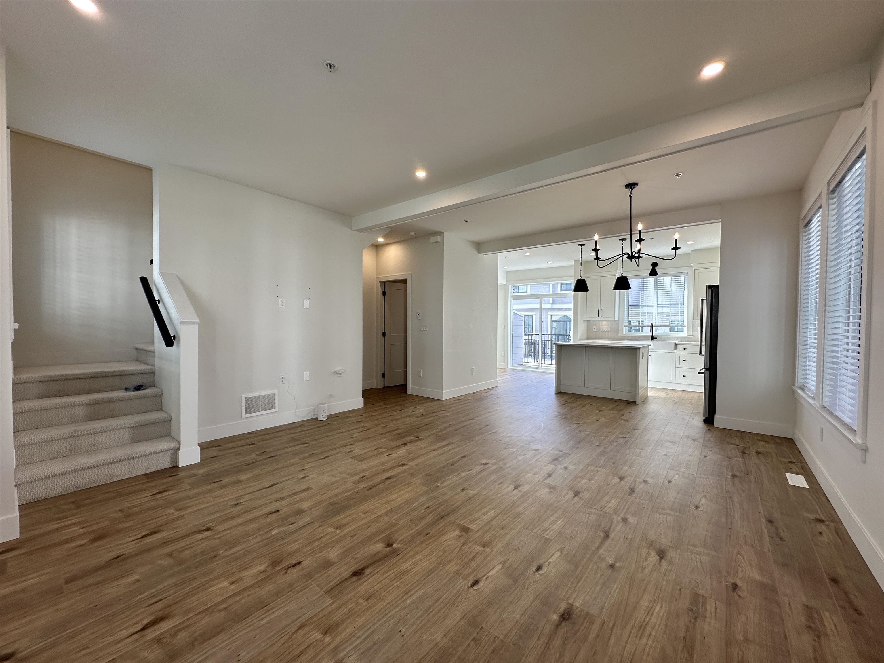 12 20189 84 AVENUE, R3143418, BC,