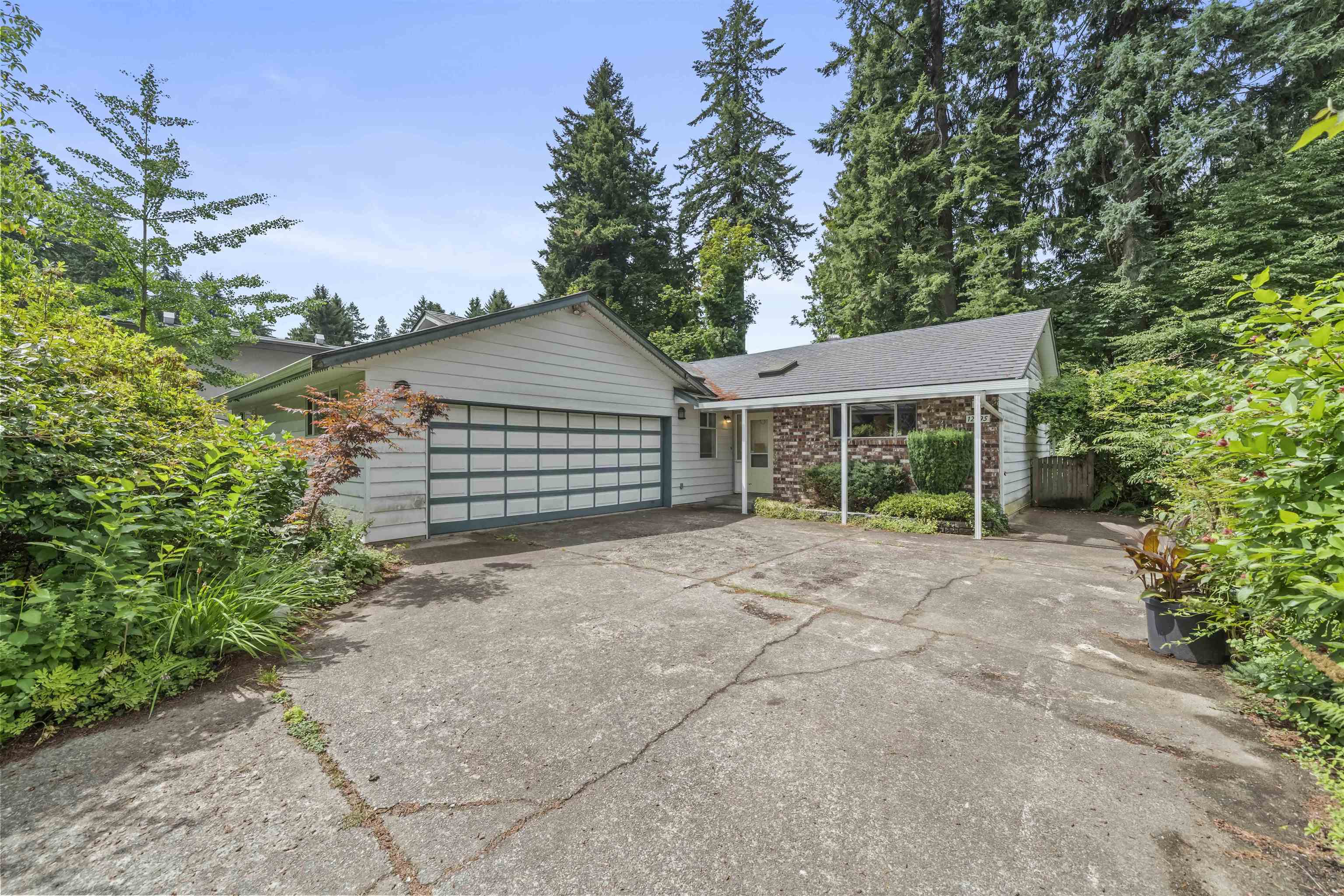 MLS® listing #R3143422 for sale located at 12495 CARLTON STREET, Maple Ridge BC V4R 2H9