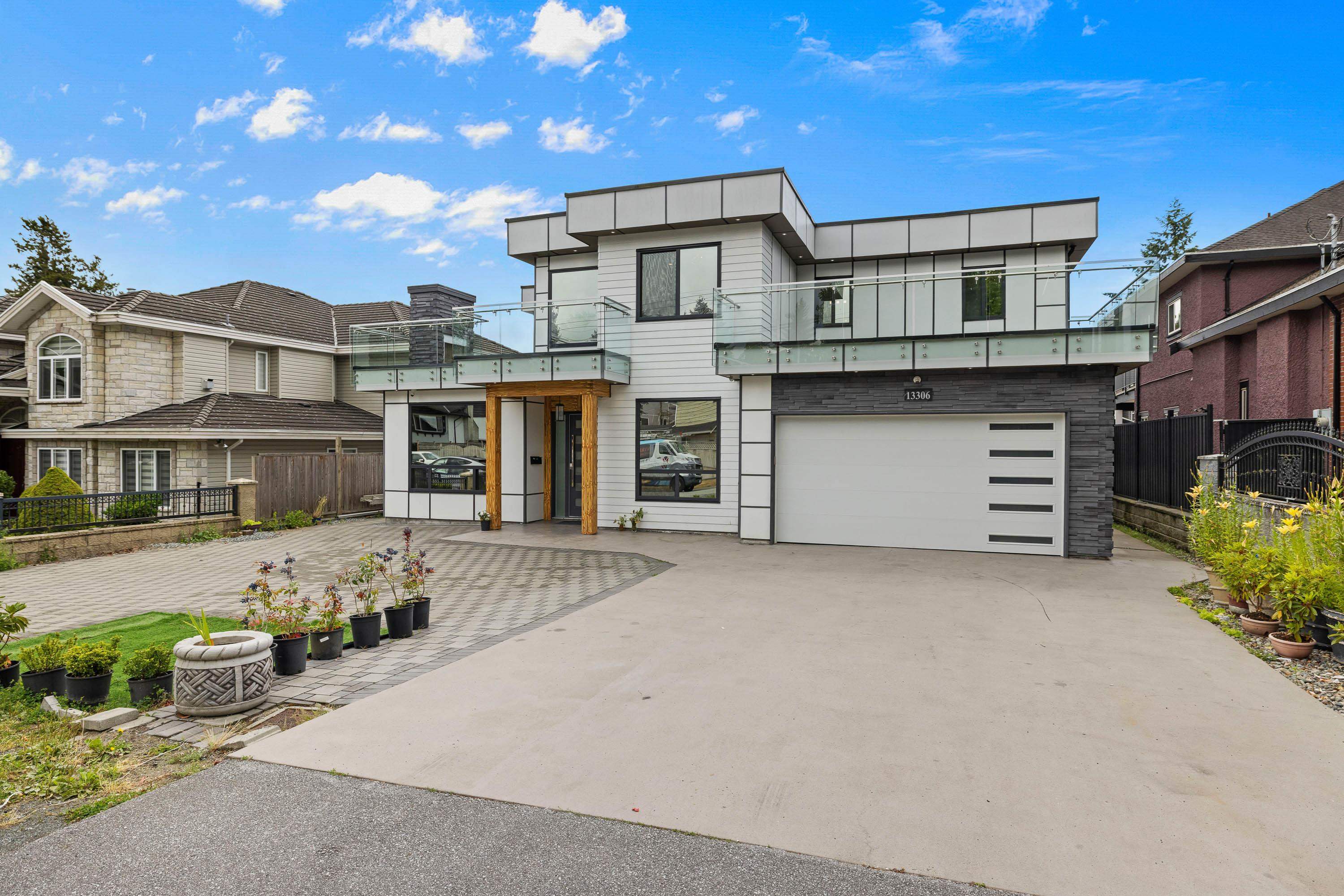 13306 90 AVENUE, Surrey BC V3V 1C1, R3143425, BC,