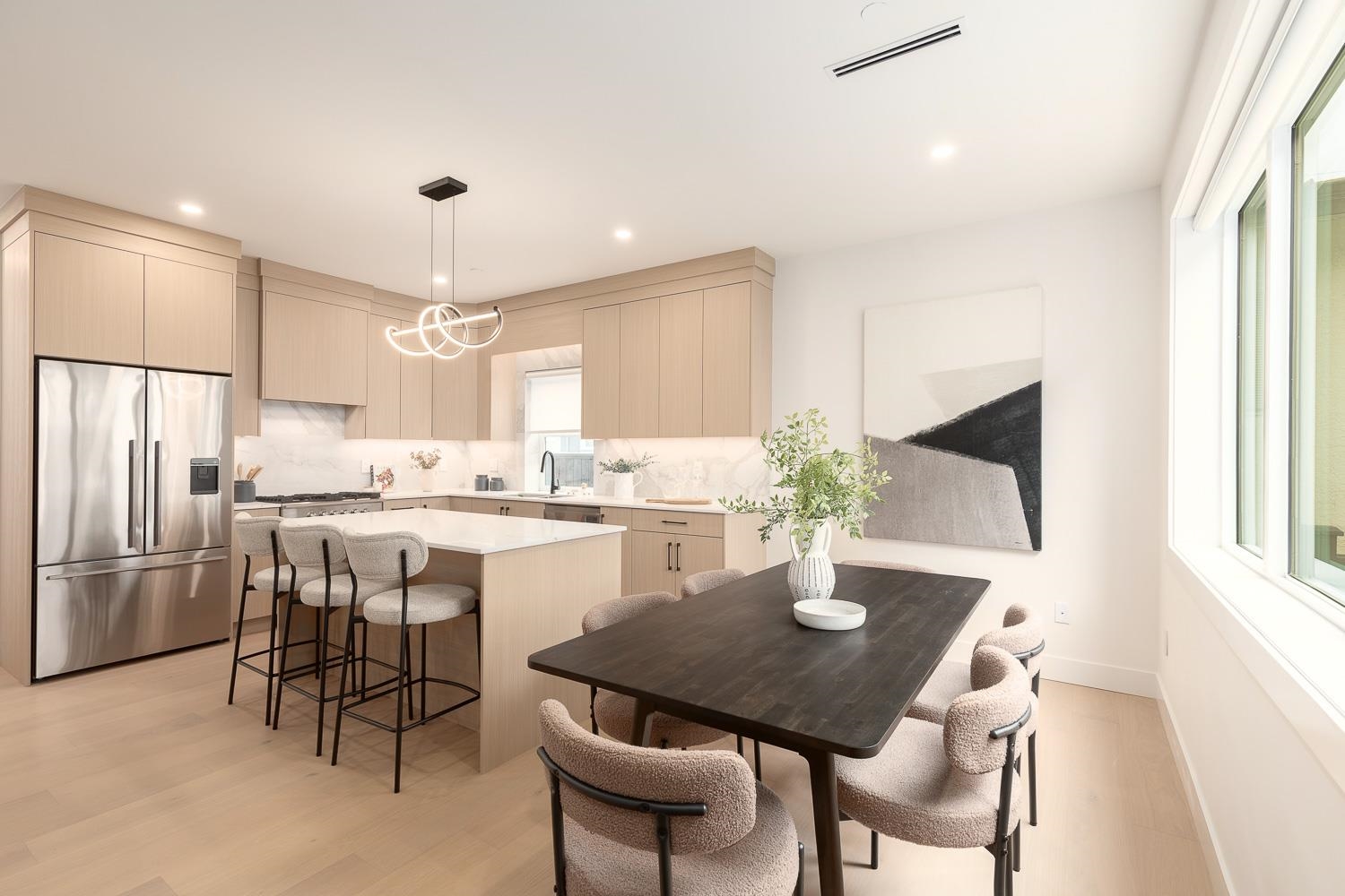1 3633 TURNER STREET, R3143521, BC,
