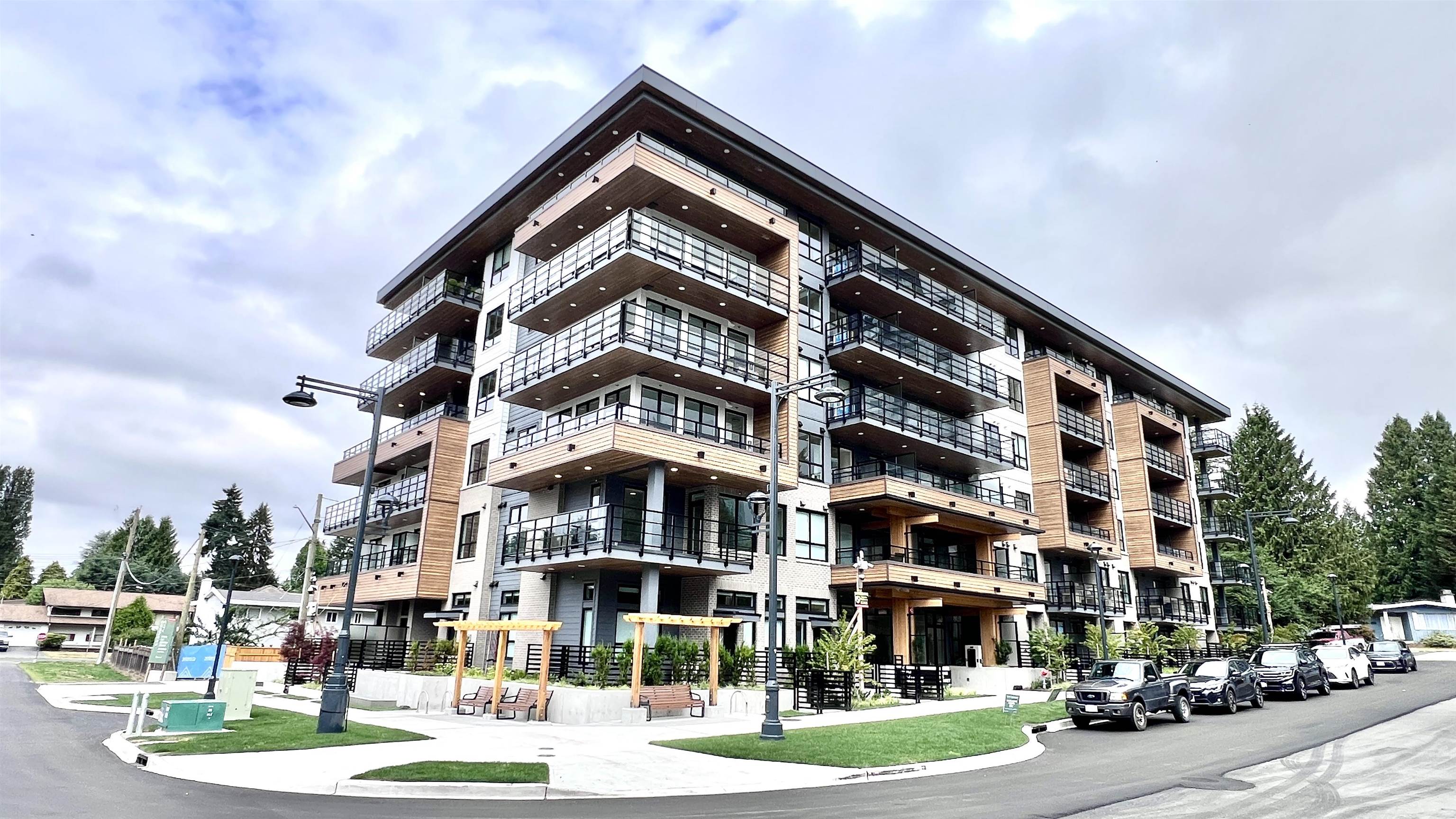 501 10065 133 STREET, R3143594, BC,