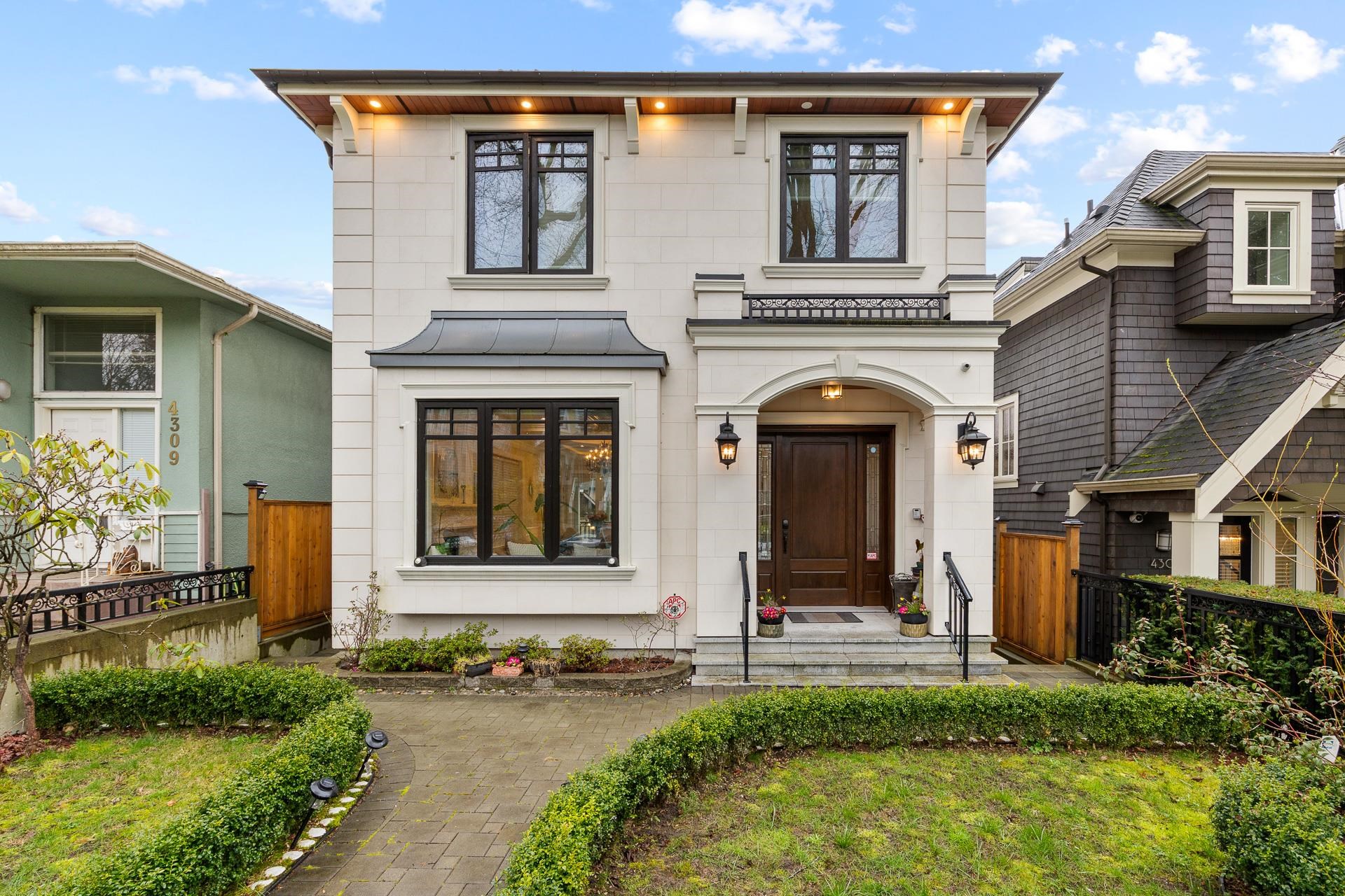 4307 W 13TH AVENUE, Vancouver BC V6R 2V1, R3143619, BC,