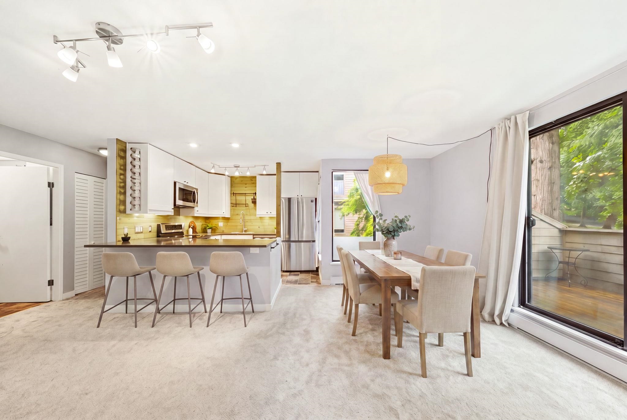 201 9132 CAPELLA DRIVE, R3143628, BC,