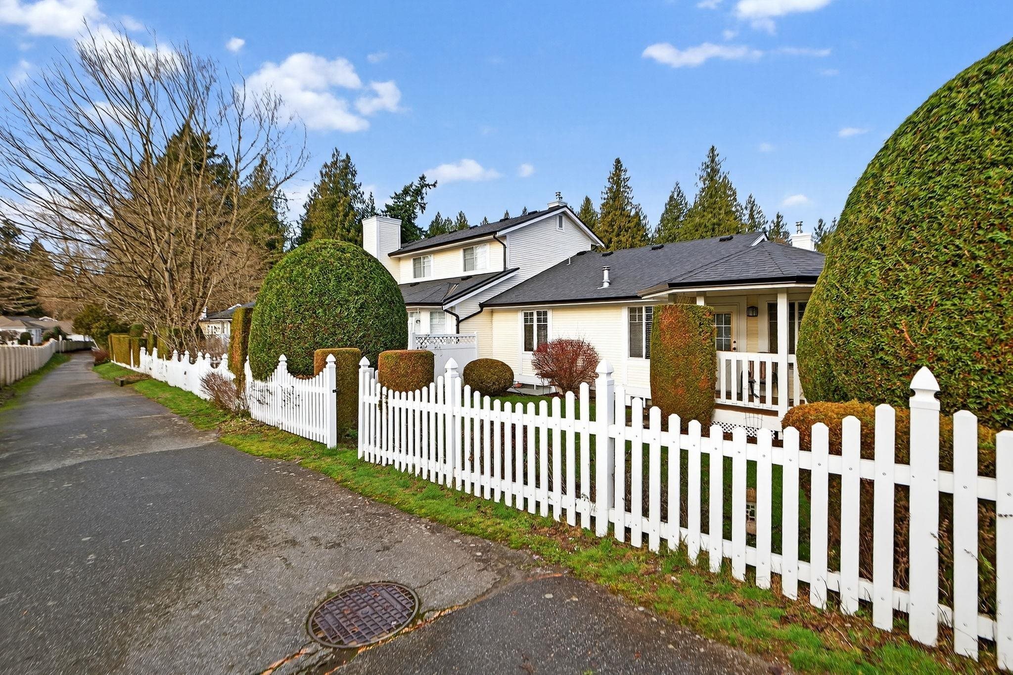 24 20761 TELEGRAPH TRAIL, R3143636, BC,